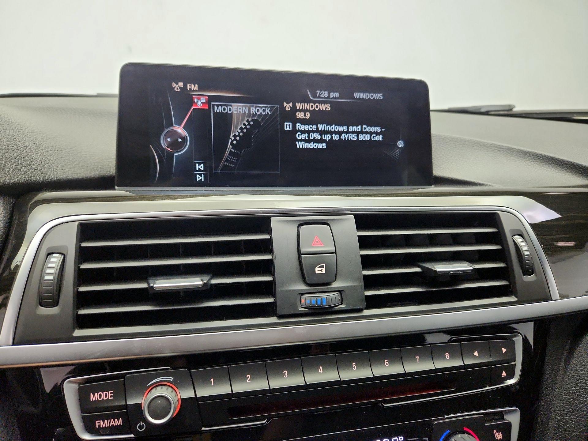 Thumbnail: 2016 BMW 3 Series - 16