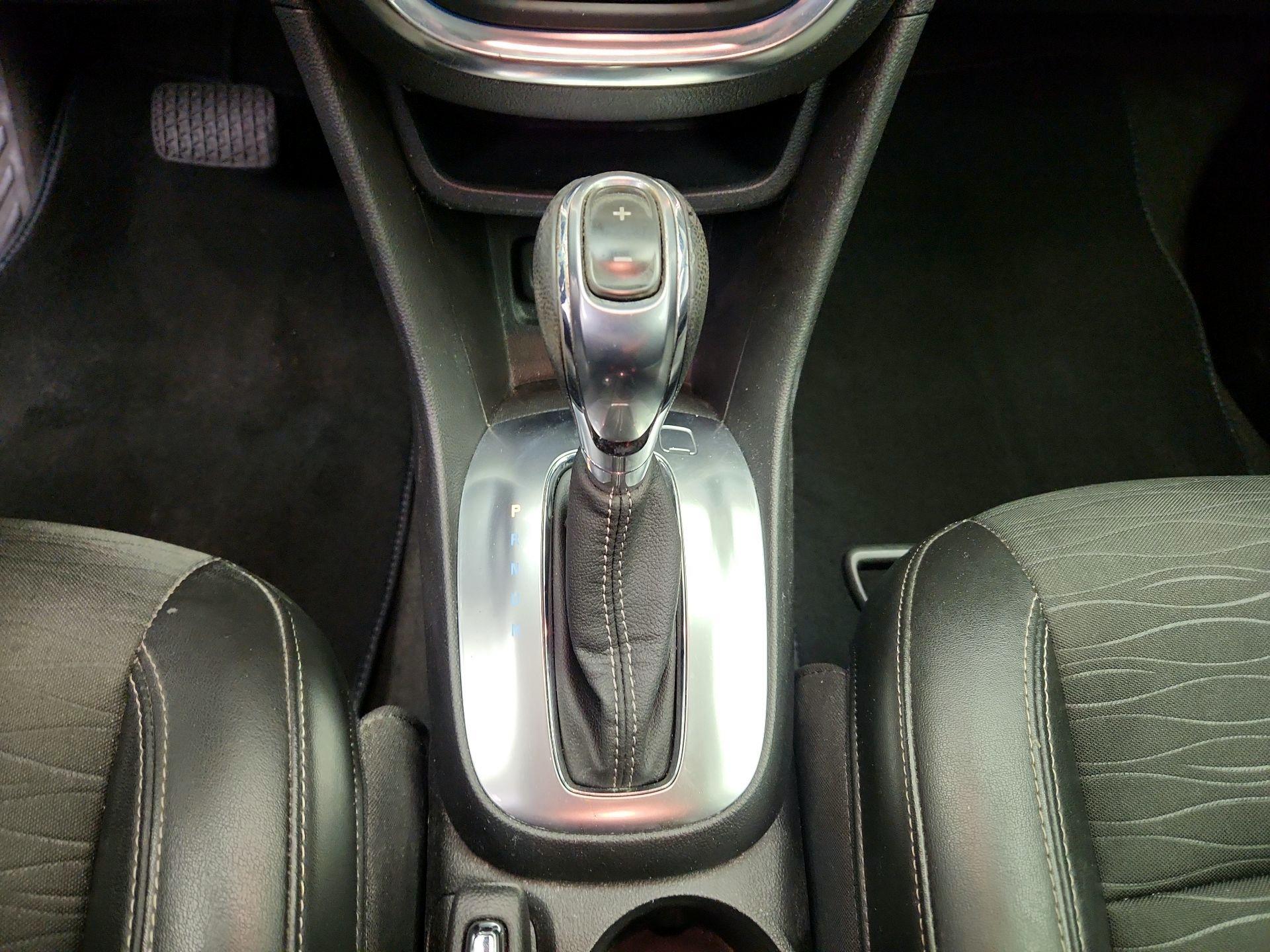 Thumbnail: 2016 Buick Encore - 17