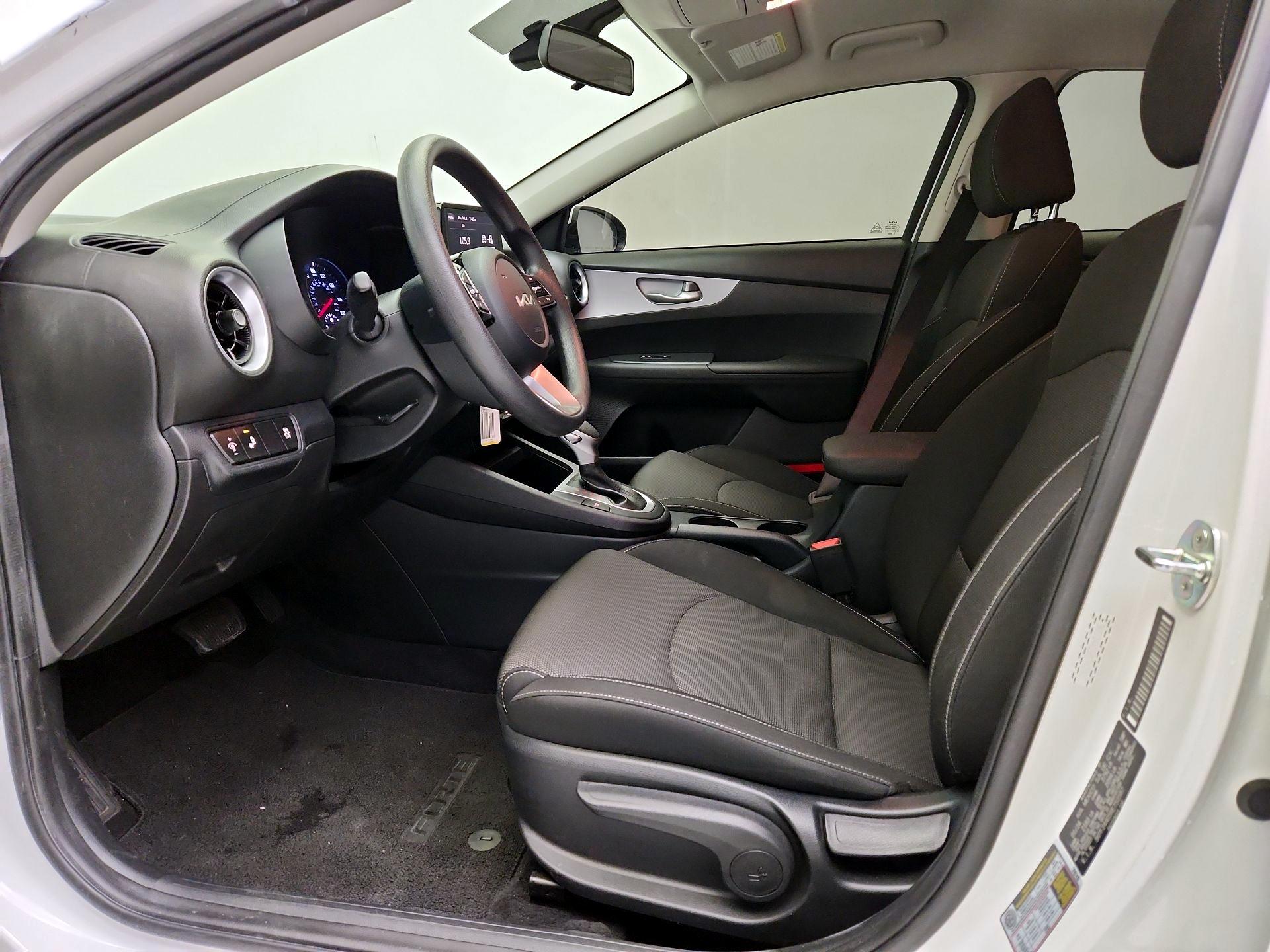 Thumbnail: 2024 Kia Forte - 11