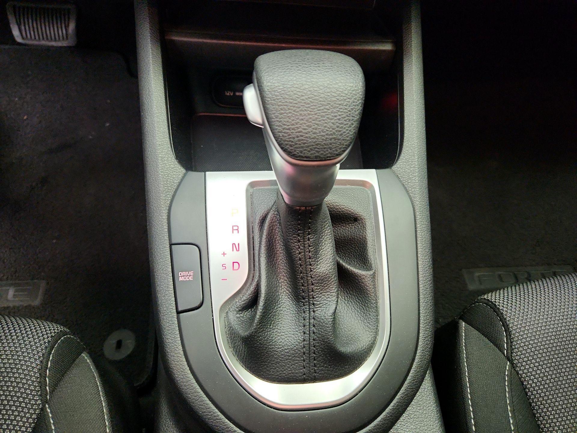 Thumbnail: 2024 Kia Forte - 17