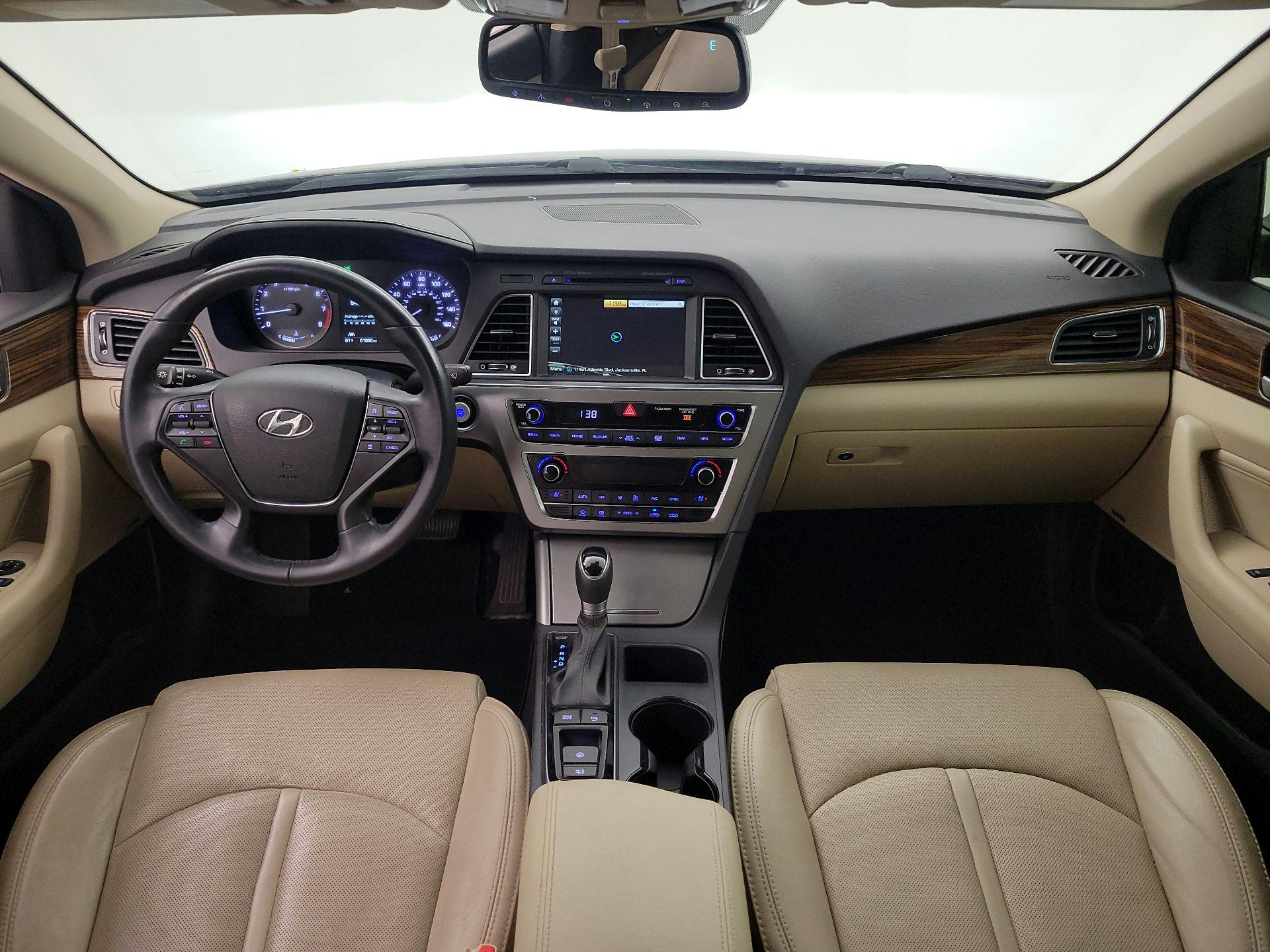Thumbnail: 2017 Hyundai Sonata - 9