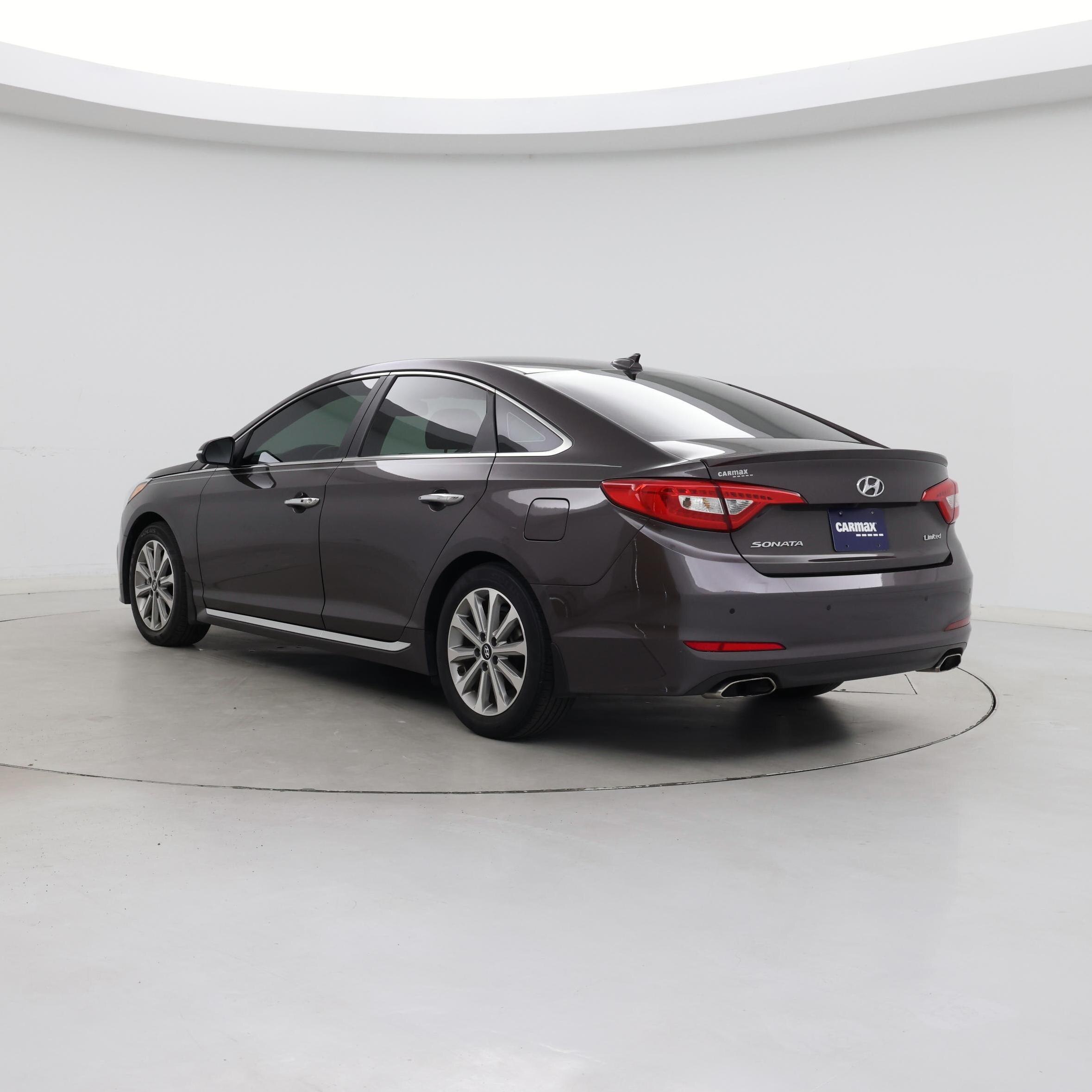 Thumbnail: 2017 Hyundai Sonata - 2