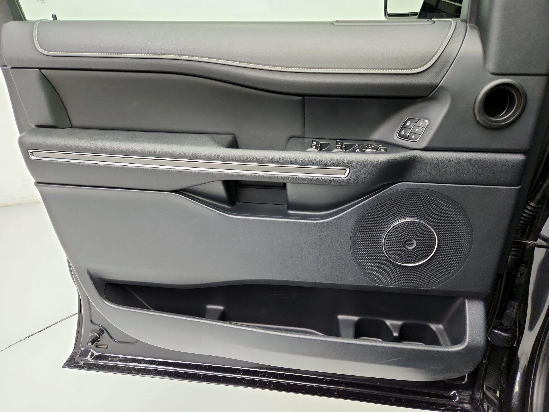 Thumbnail: 2022 Ford Expedition MAX - 12