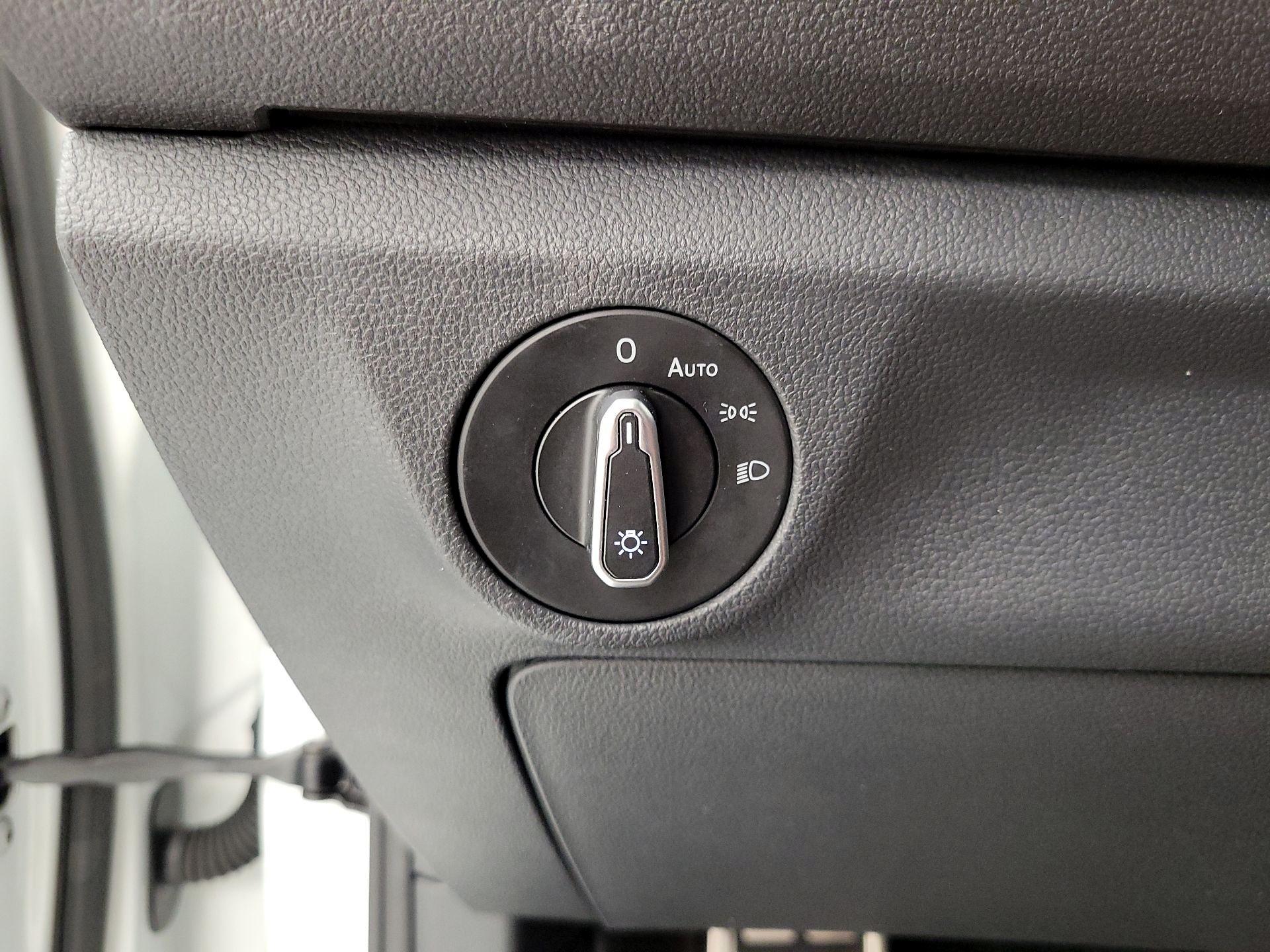 Thumbnail: 2024 Volkswagen Jetta - 11