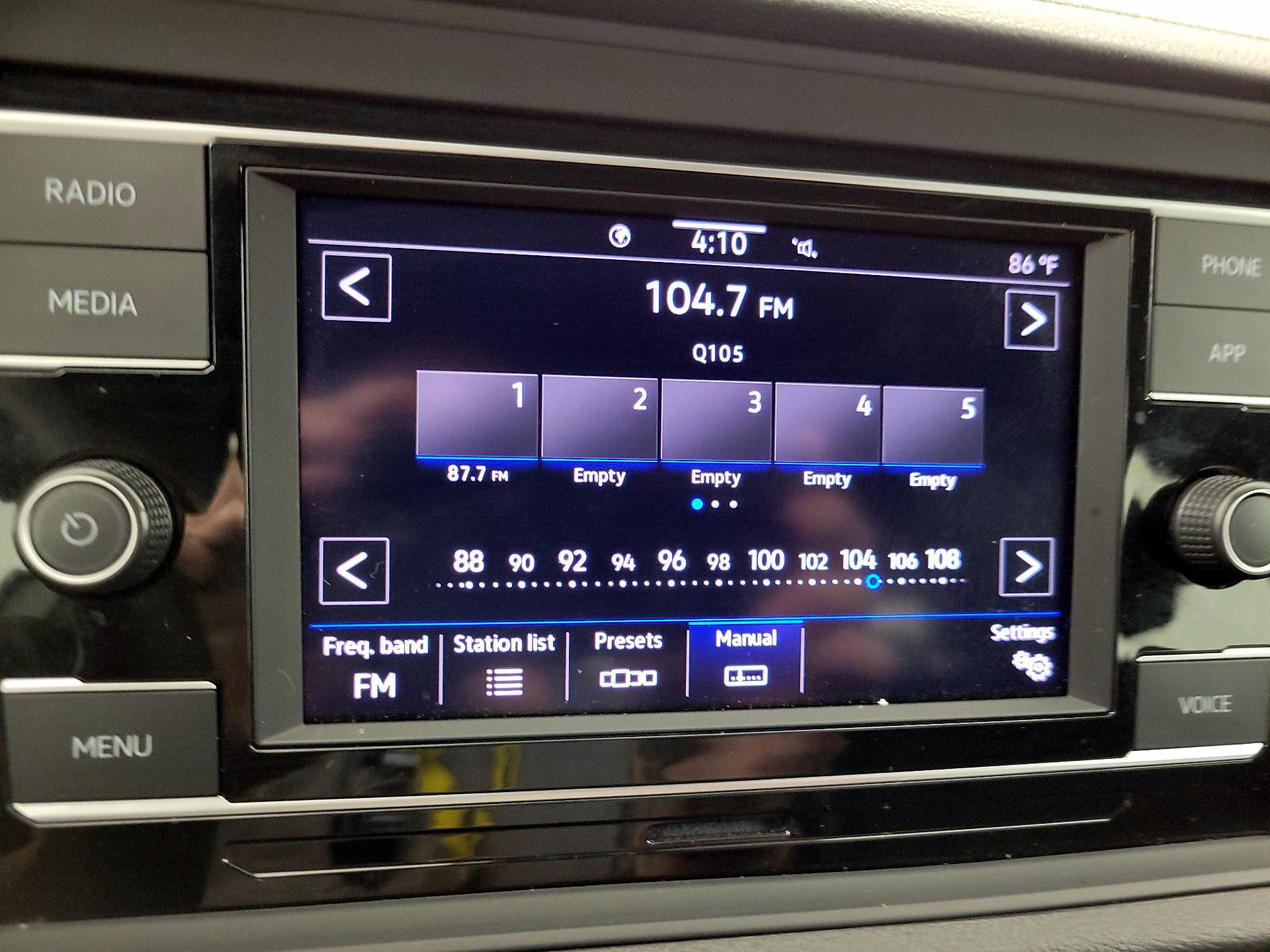 Thumbnail: 2024 Volkswagen Jetta - 13