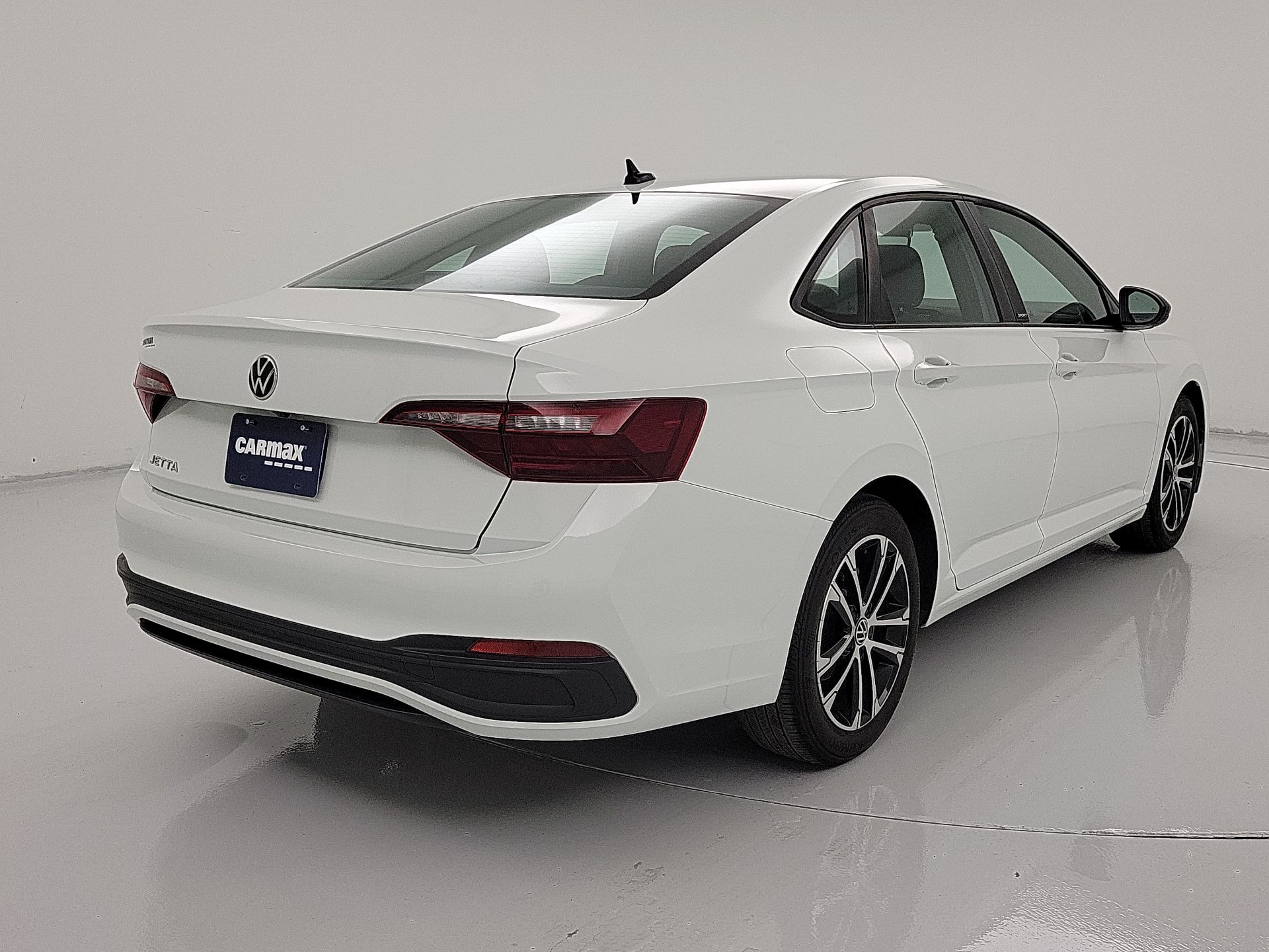 Thumbnail: 2024 Volkswagen Jetta - 5