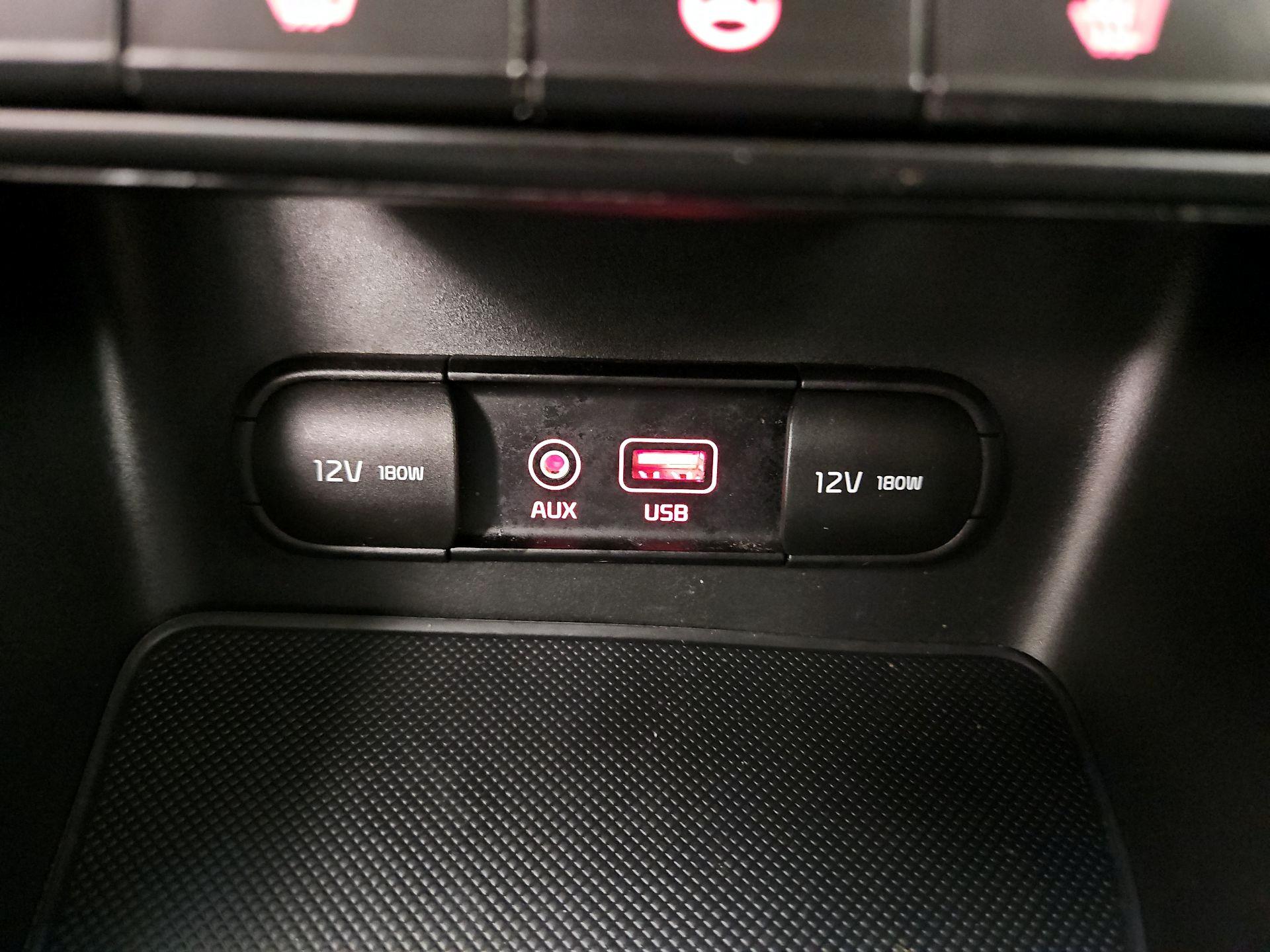 Thumbnail: 2019 Kia Sportage - 19