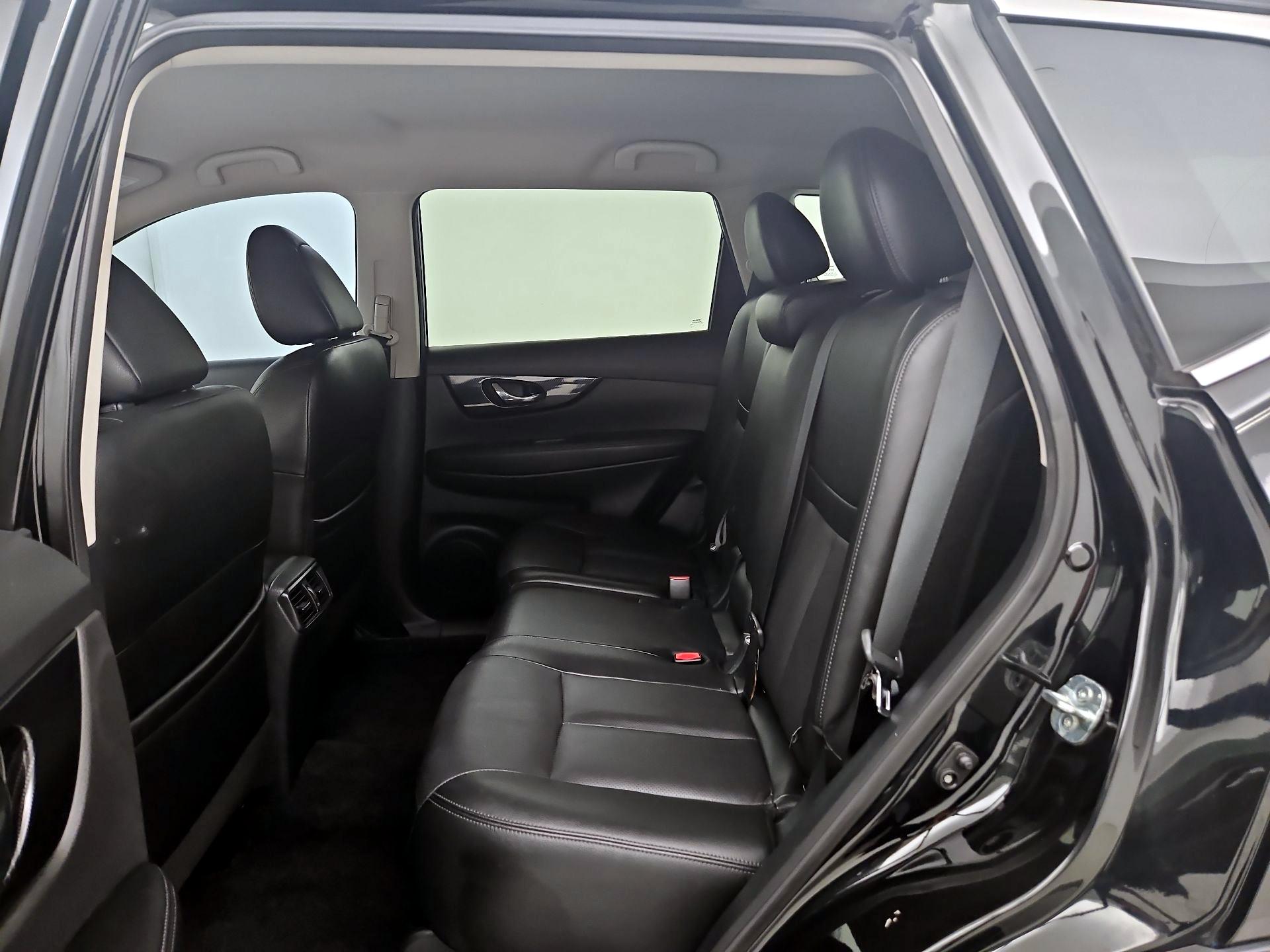 Thumbnail: 2019 Nissan Rogue - 20