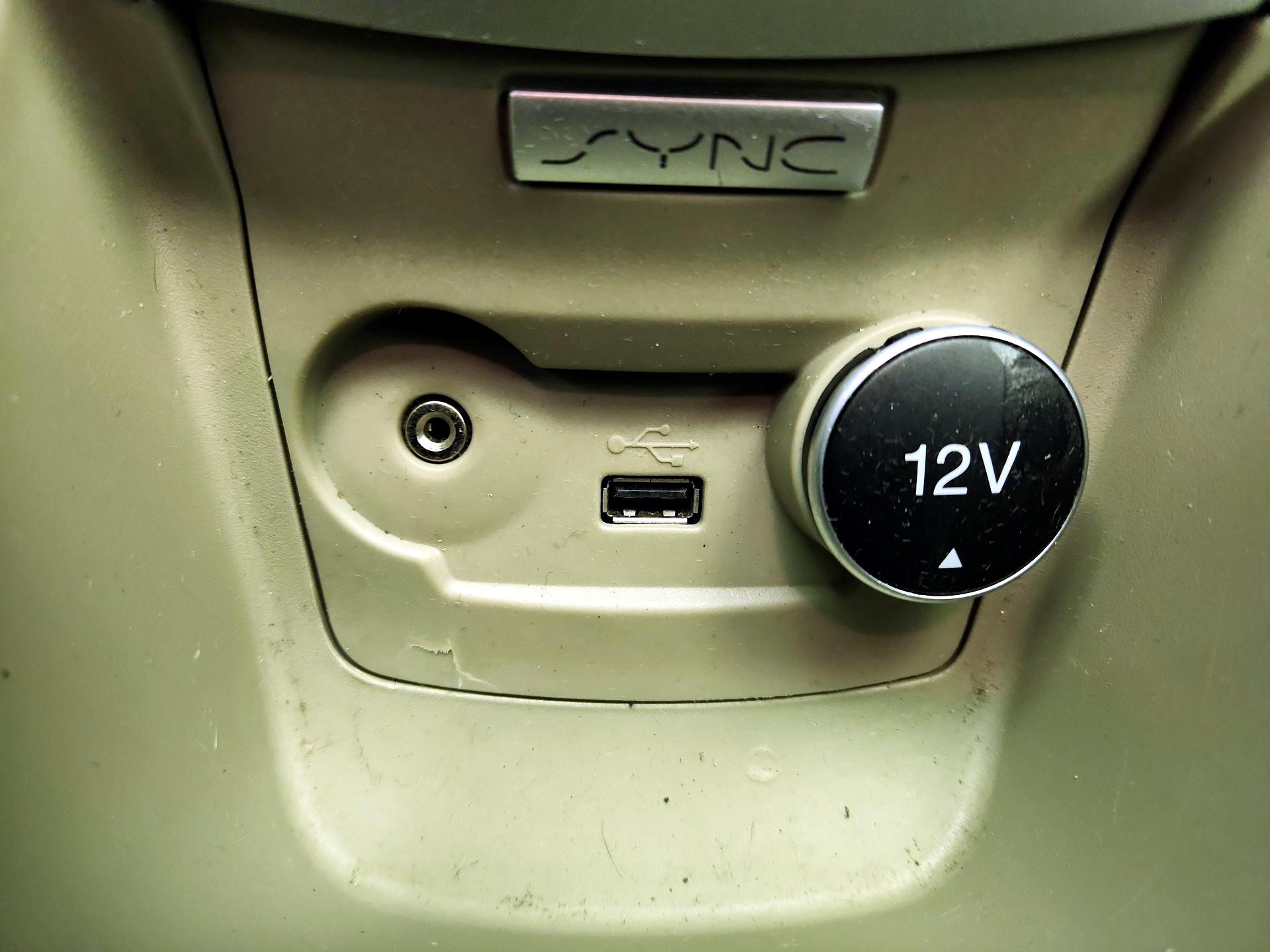 Thumbnail: 2019 Ford Fiesta - 18