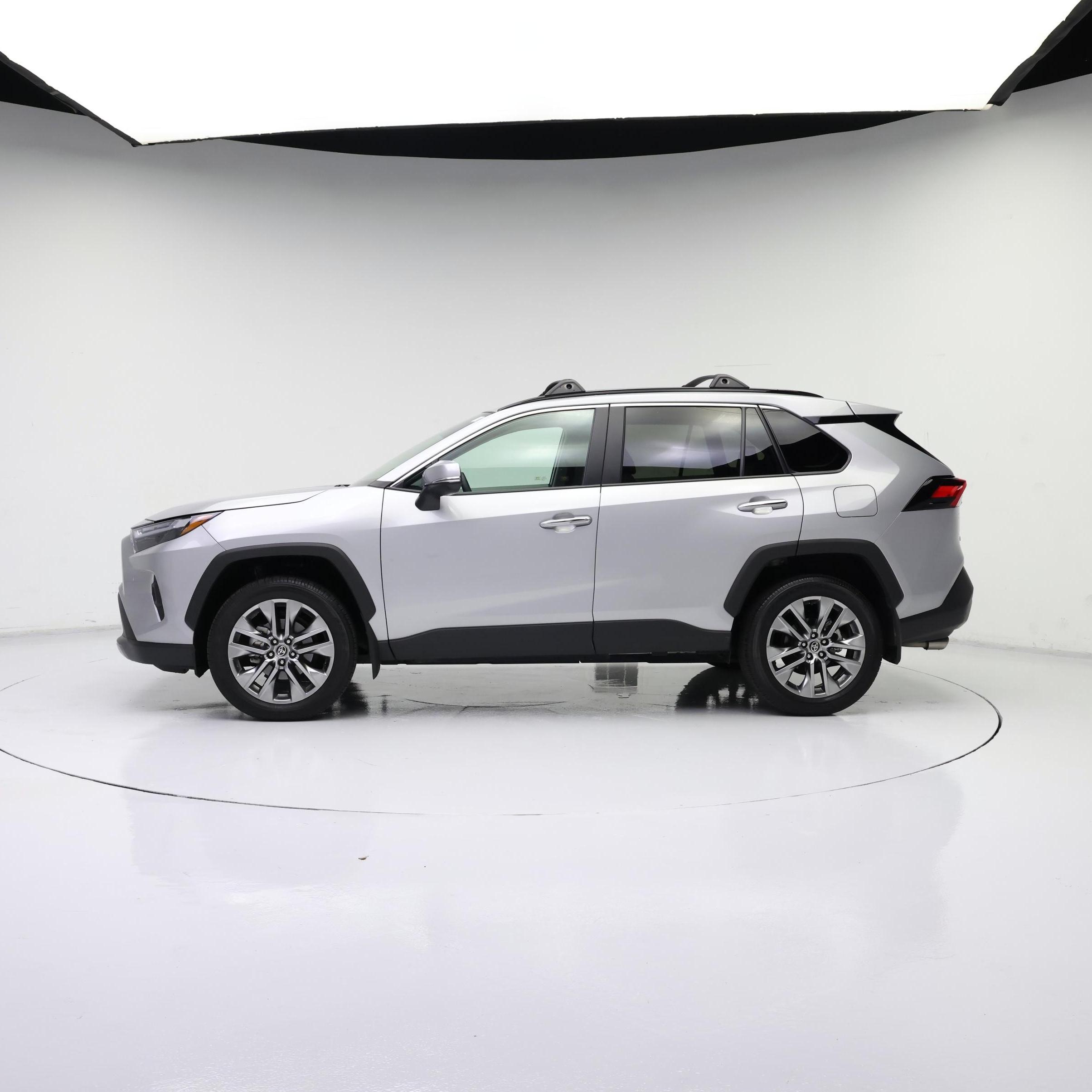 Thumbnail: 2024 Toyota RAV4 - 3