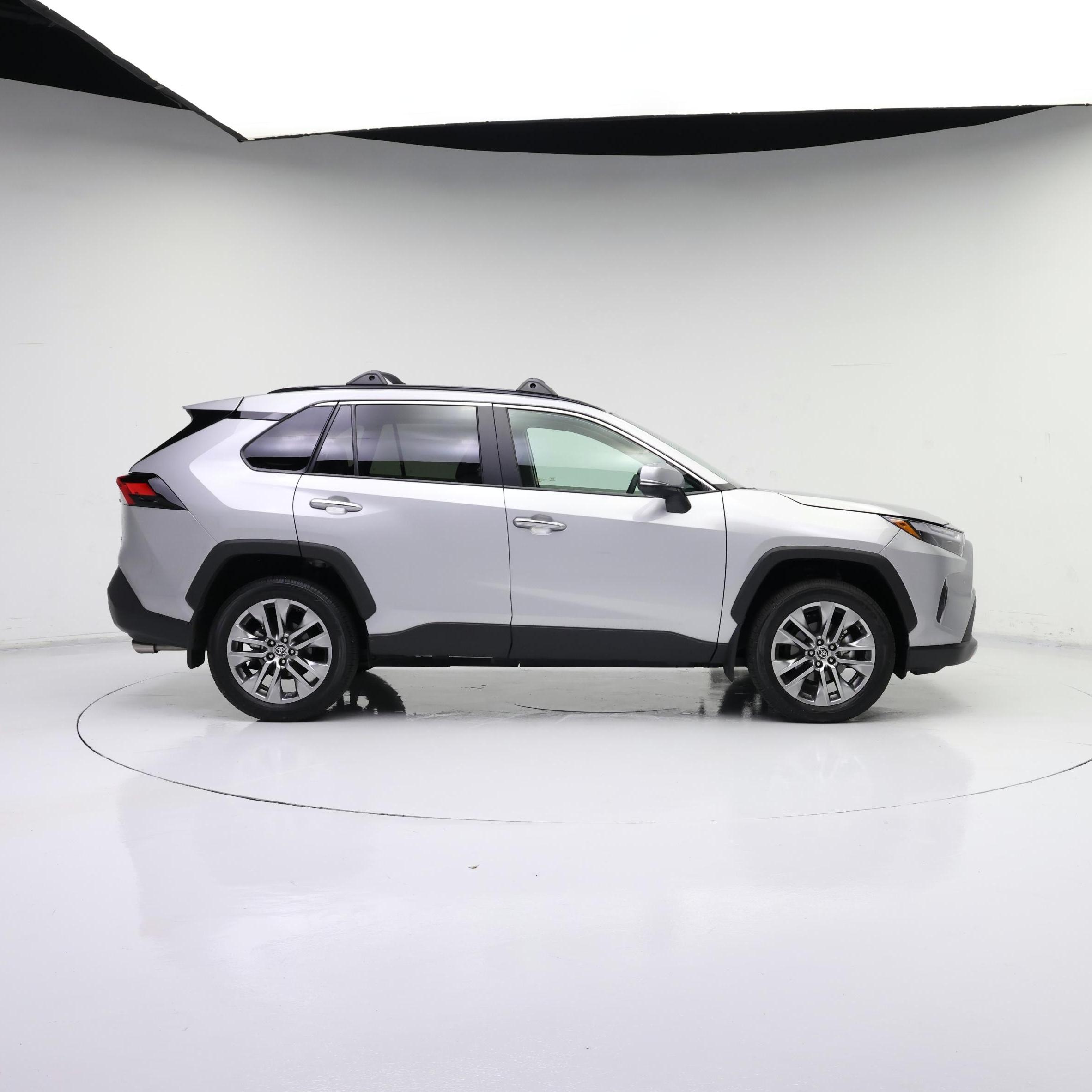 Thumbnail: 2024 Toyota RAV4 - 7