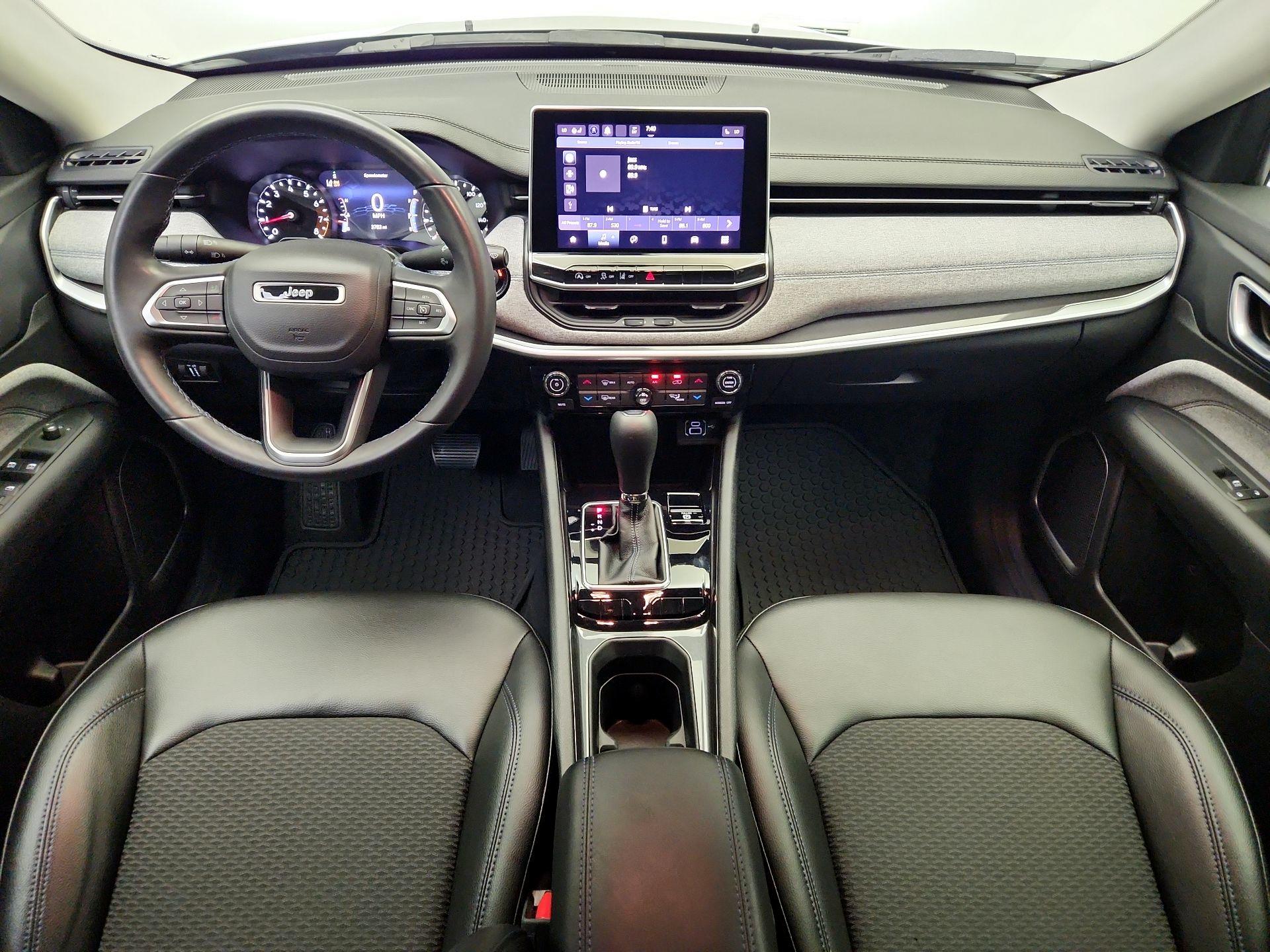 Thumbnail: 2022 Jeep Compass - 9
