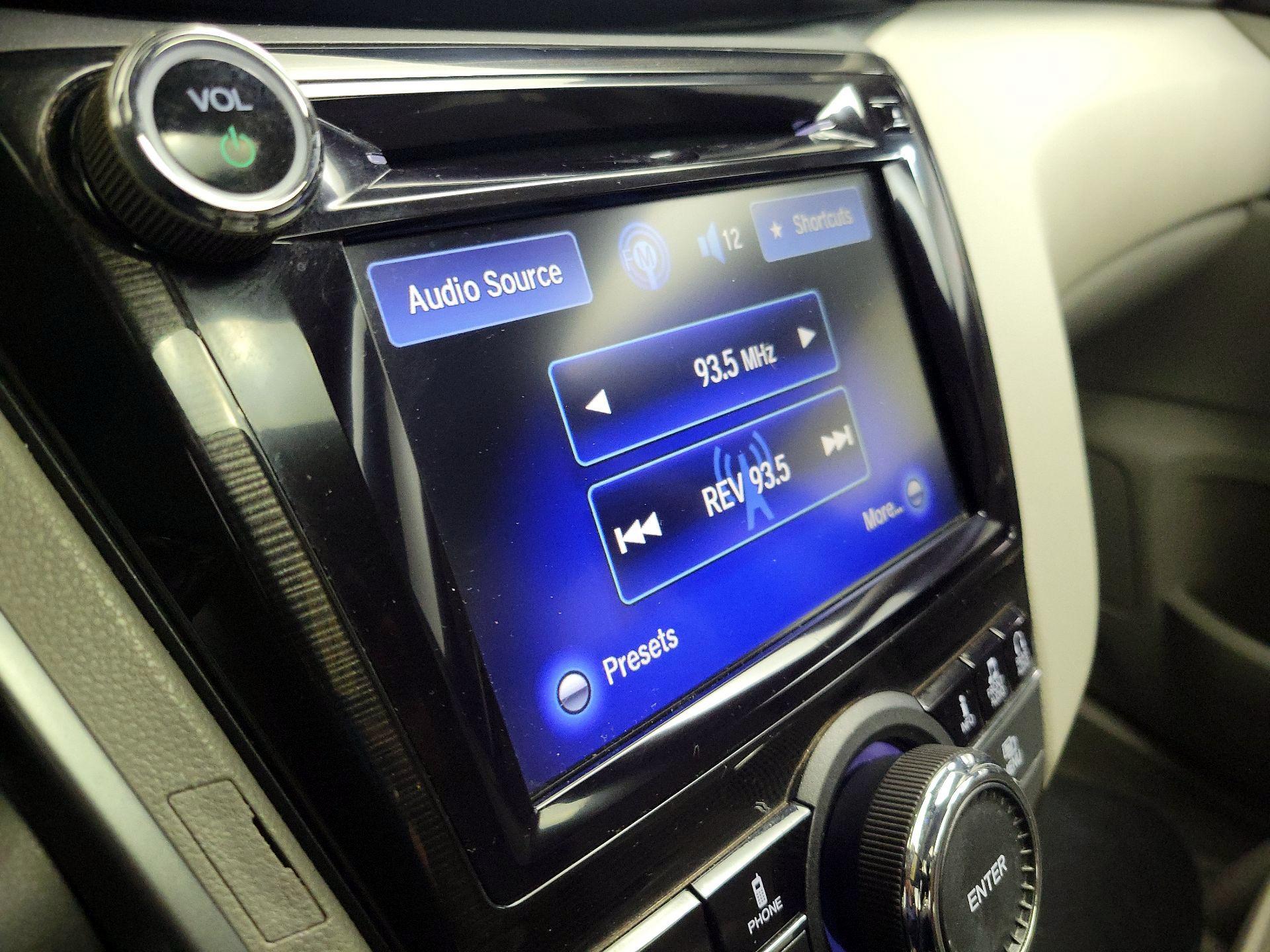 Thumbnail: 2016 Honda Odyssey - 16
