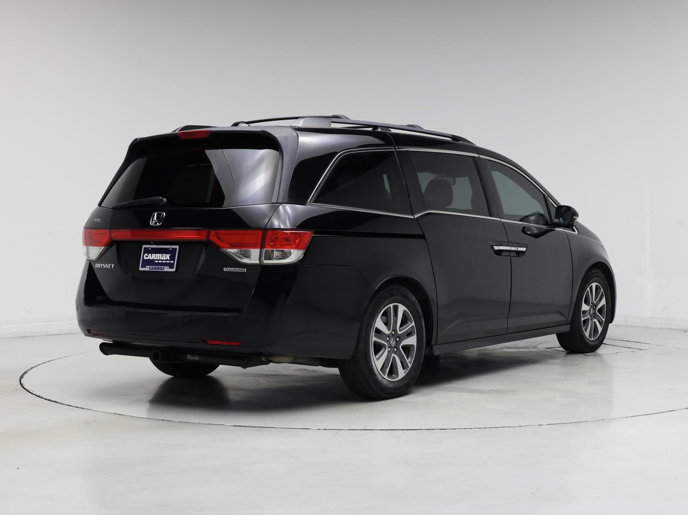 Thumbnail: 2016 Honda Odyssey - 8