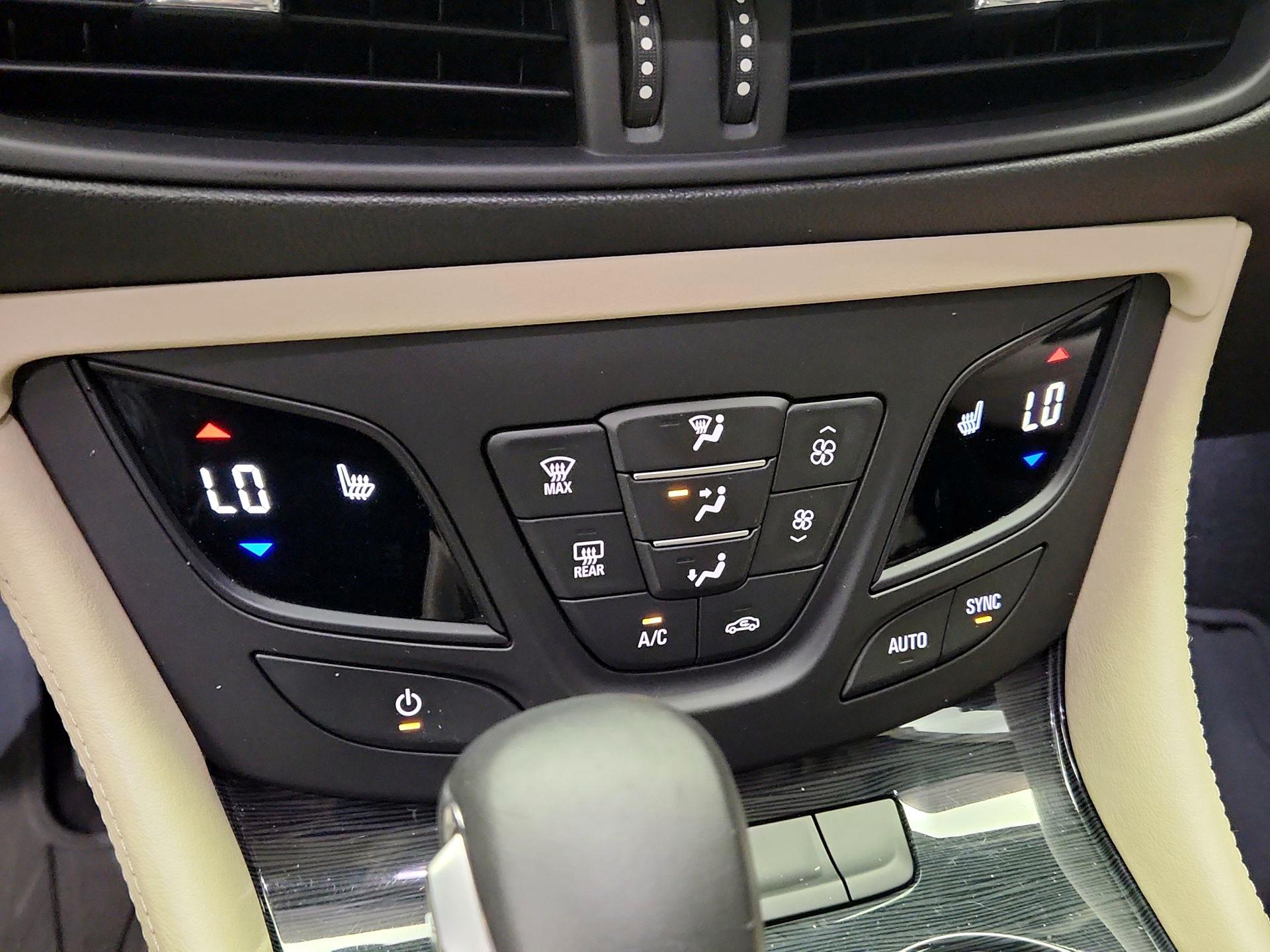 Thumbnail: 2018 Buick Envision - 16