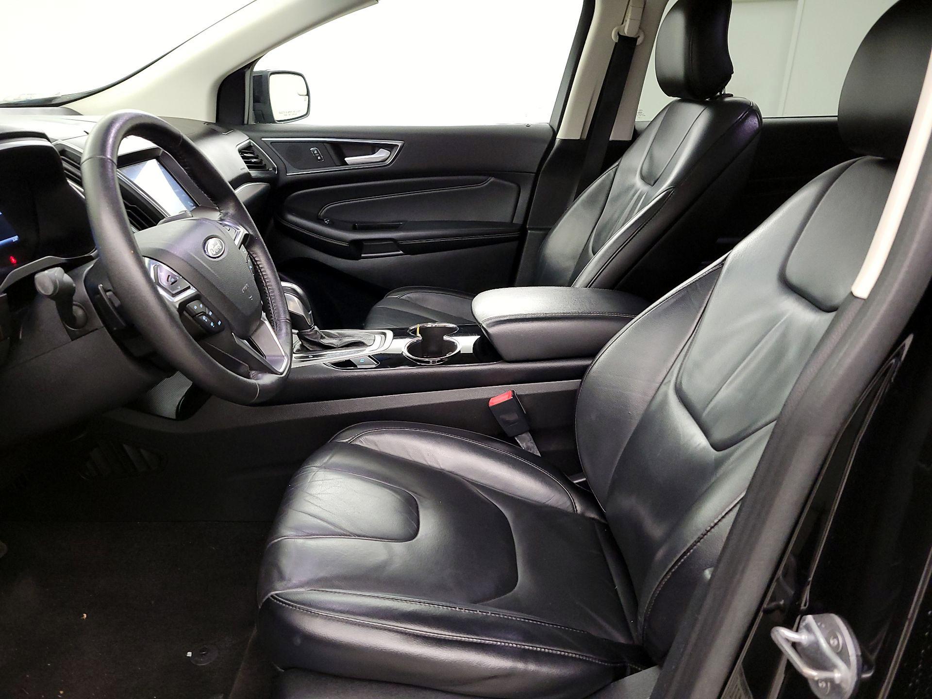 Thumbnail: 2018 Ford Edge - 11