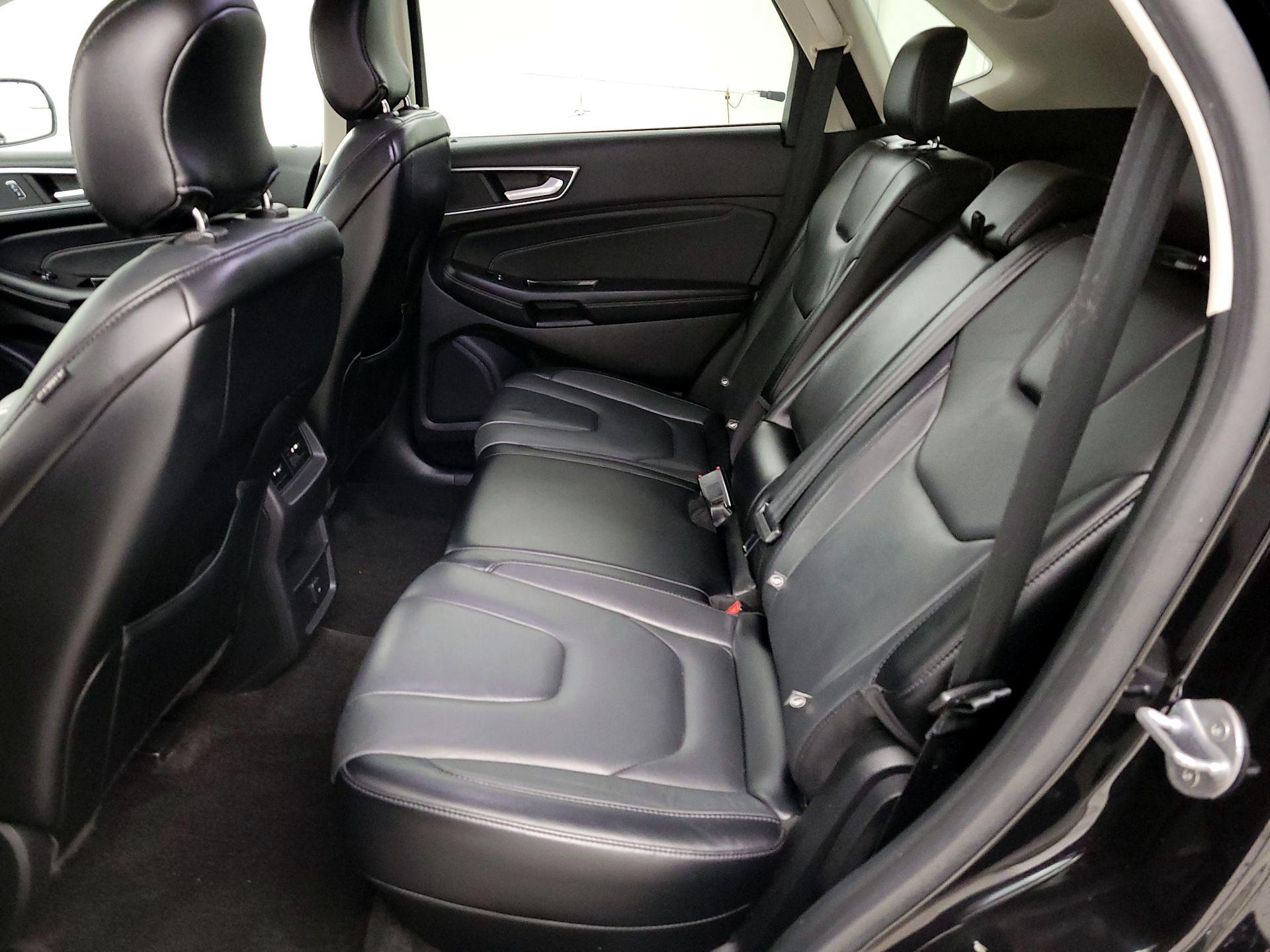 Thumbnail: 2018 Ford Edge - 19