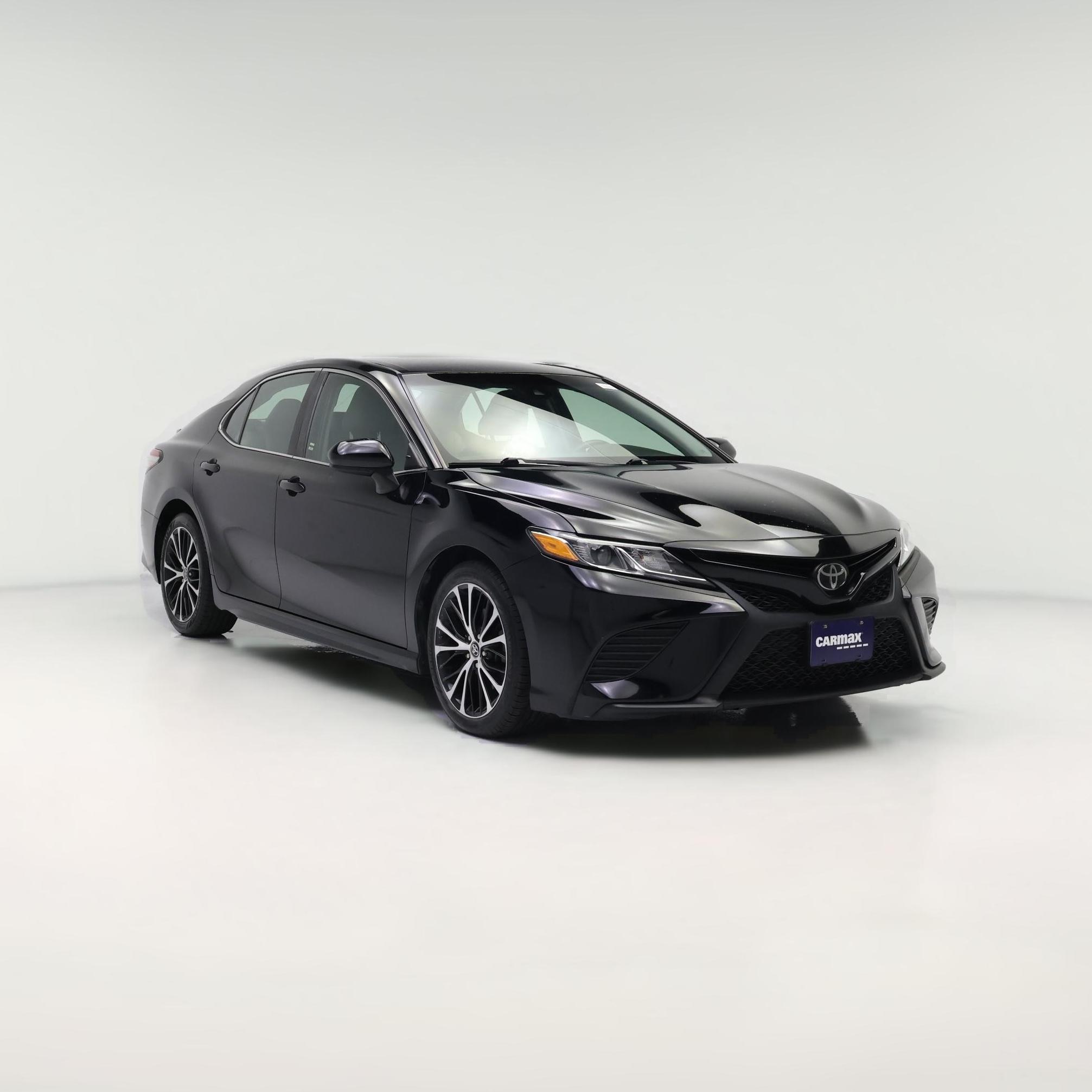 Thumbnail: 2018 Toyota Camry - 1