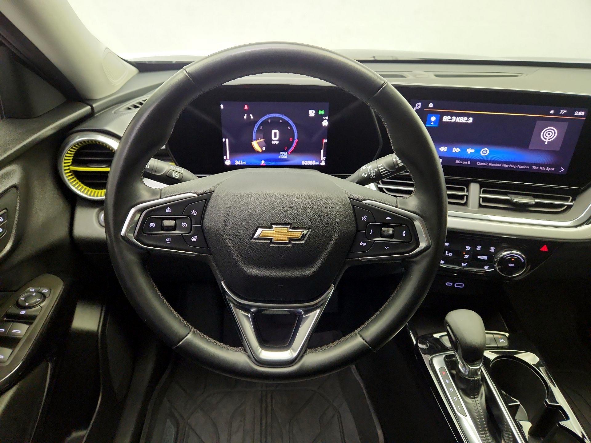 Thumbnail: 2024 Chevrolet Trax - 10