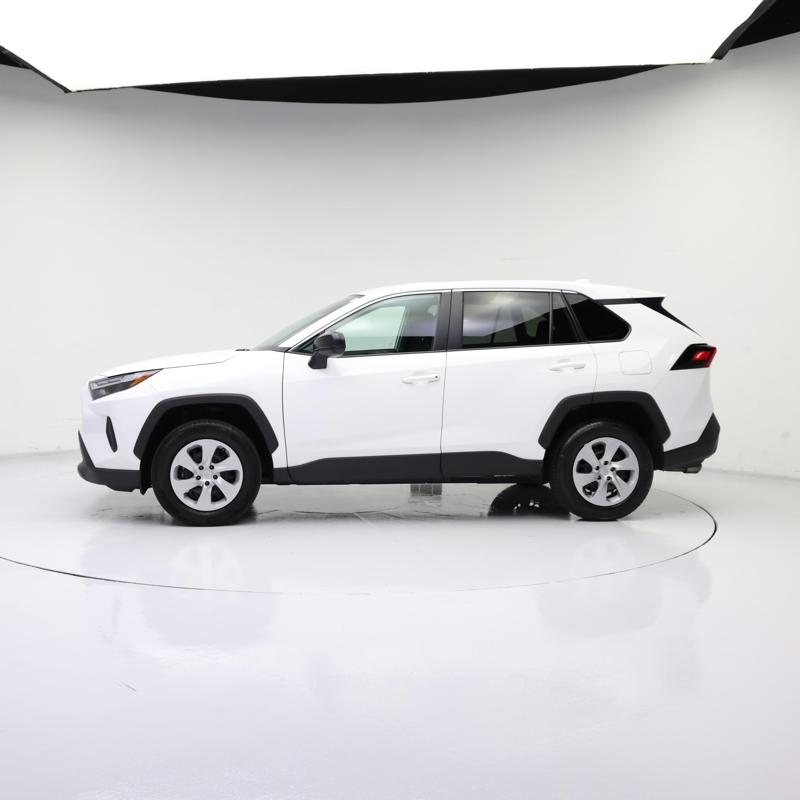 Thumbnail: 2024 Toyota RAV4 - 3