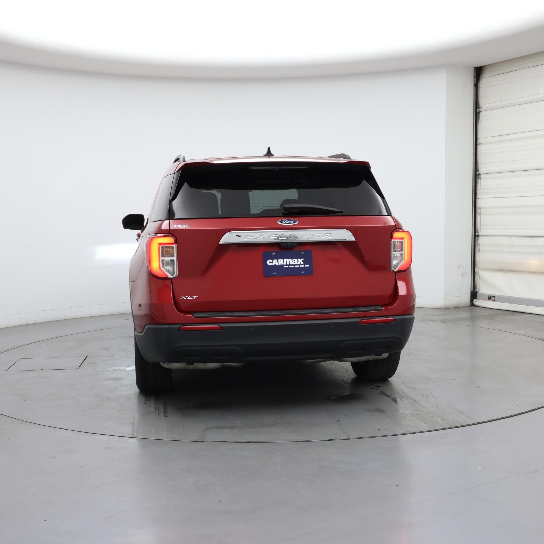 Thumbnail: 2022 Ford Explorer - 6