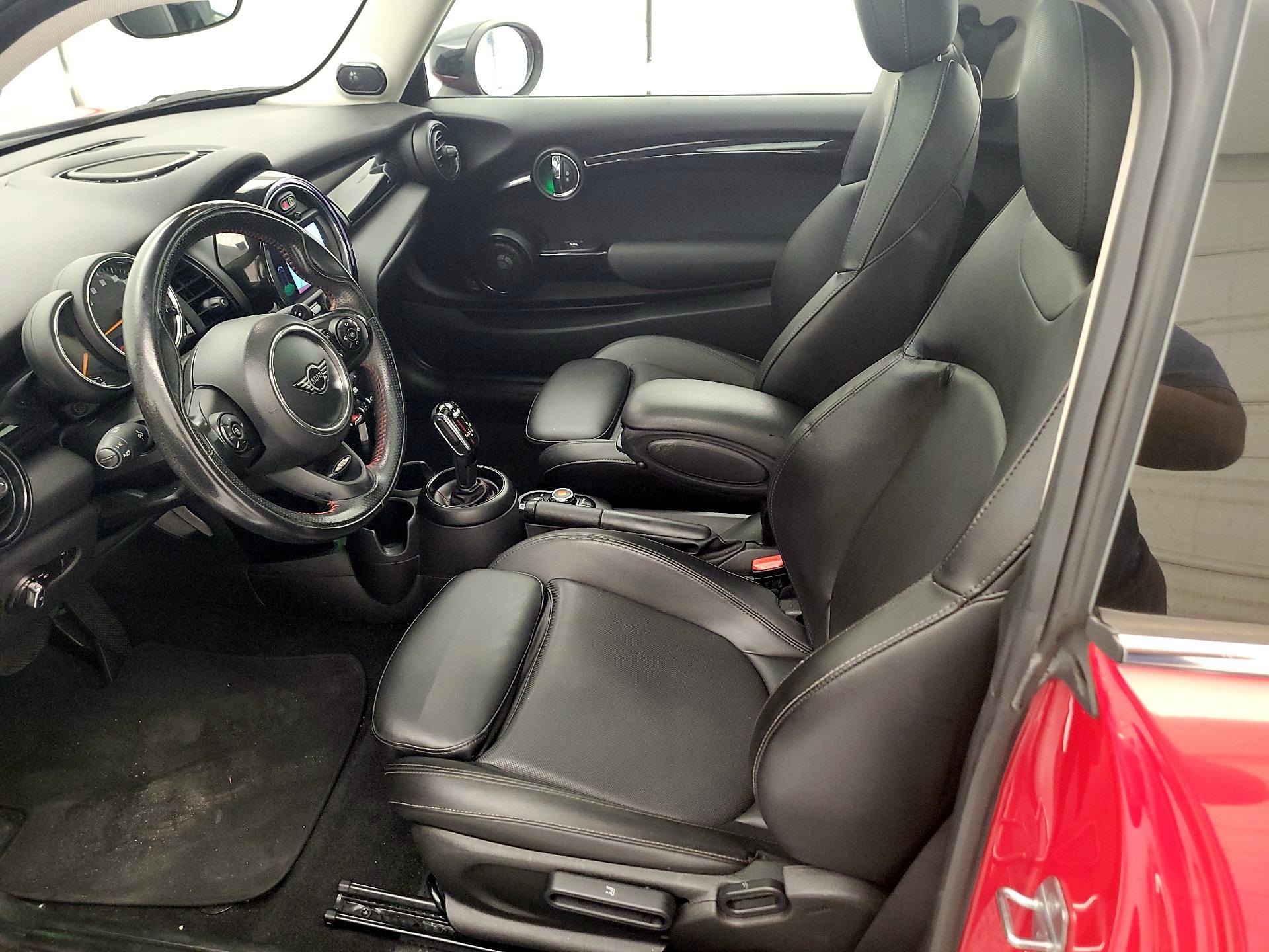 Thumbnail: 2020 MINI Cooper Hardtop - 11