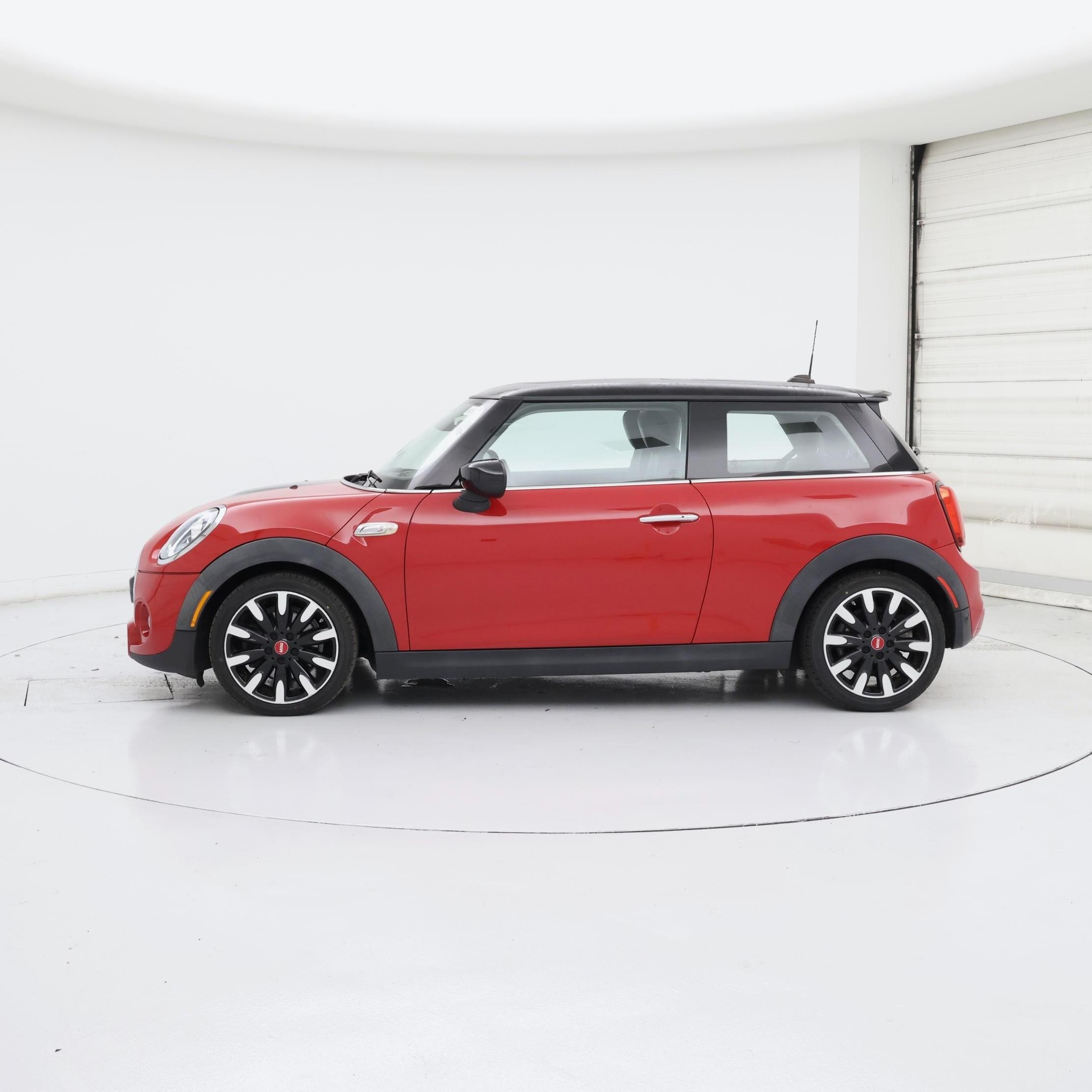 Thumbnail: 2020 MINI Cooper Hardtop - 3