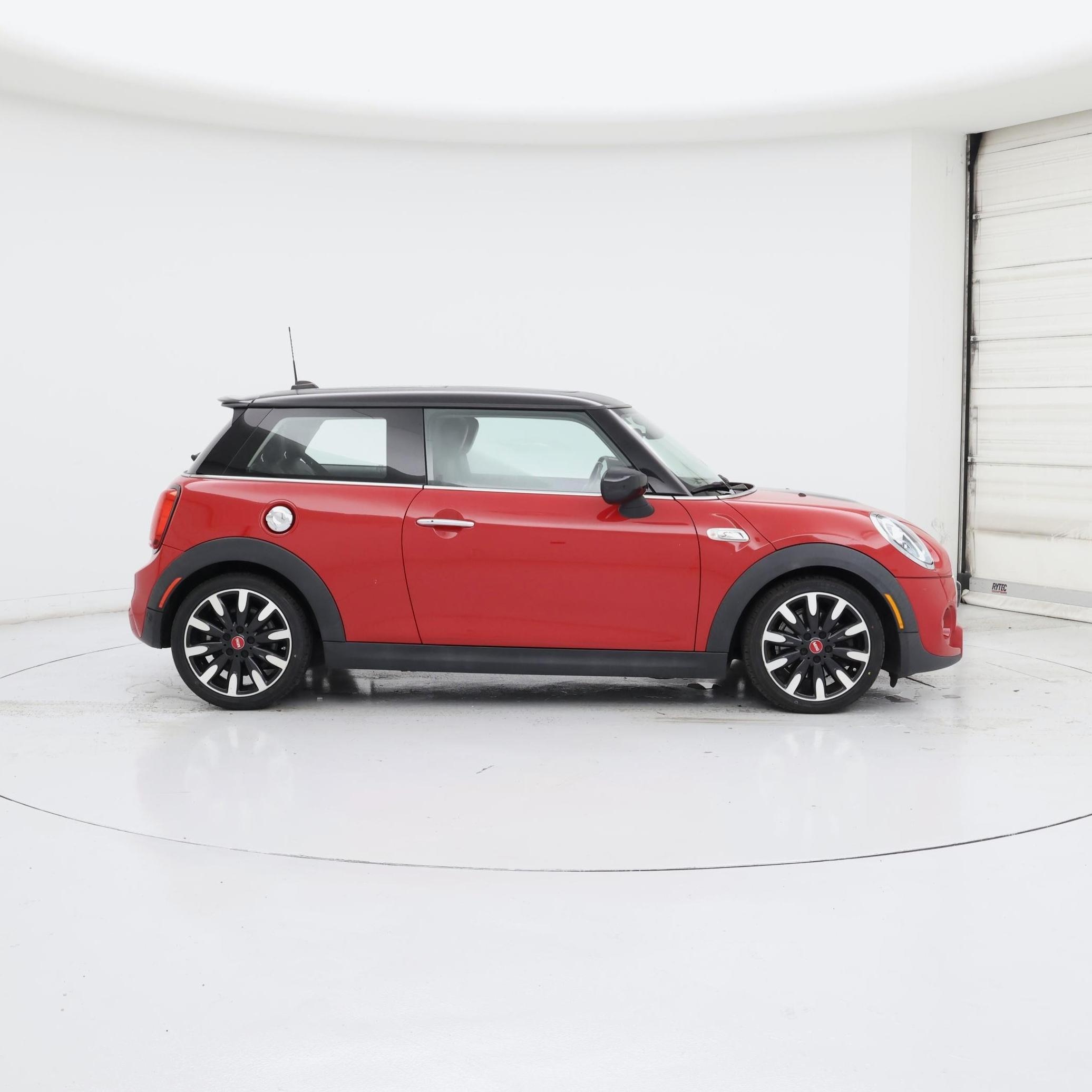 Thumbnail: 2020 MINI Cooper Hardtop - 7