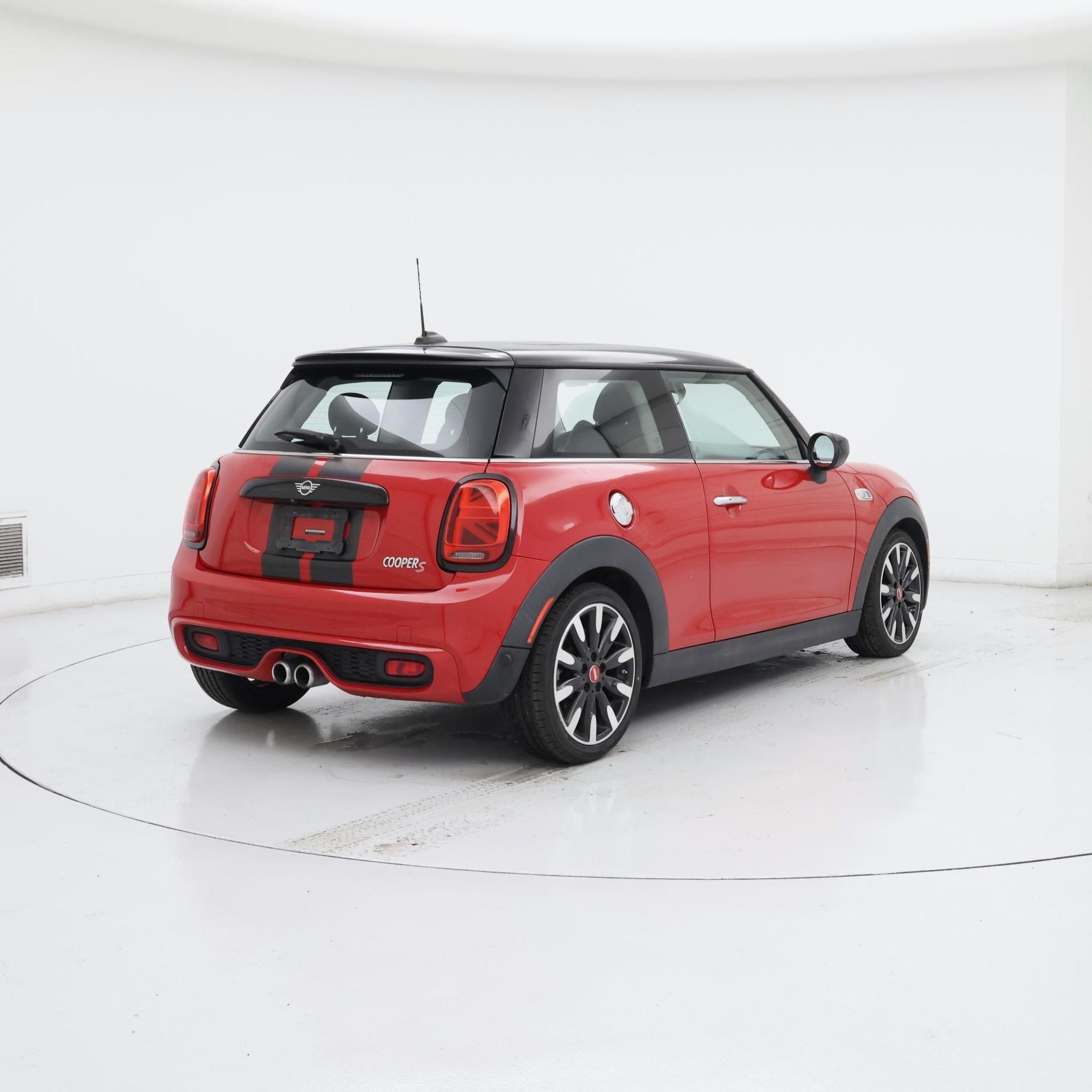 Thumbnail: 2020 MINI Cooper Hardtop - 8
