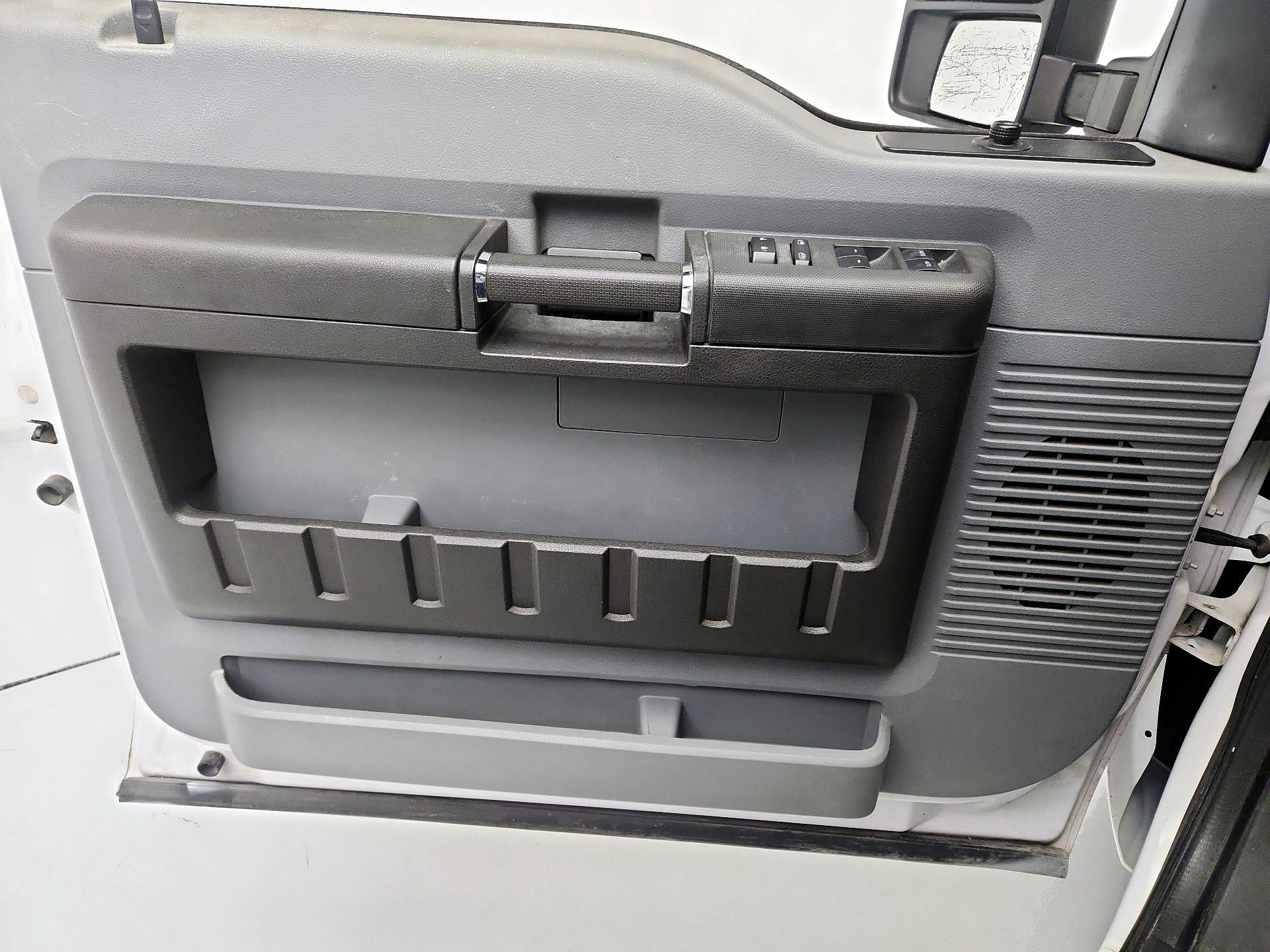 Thumbnail: 2016 Ford F-250 - 12