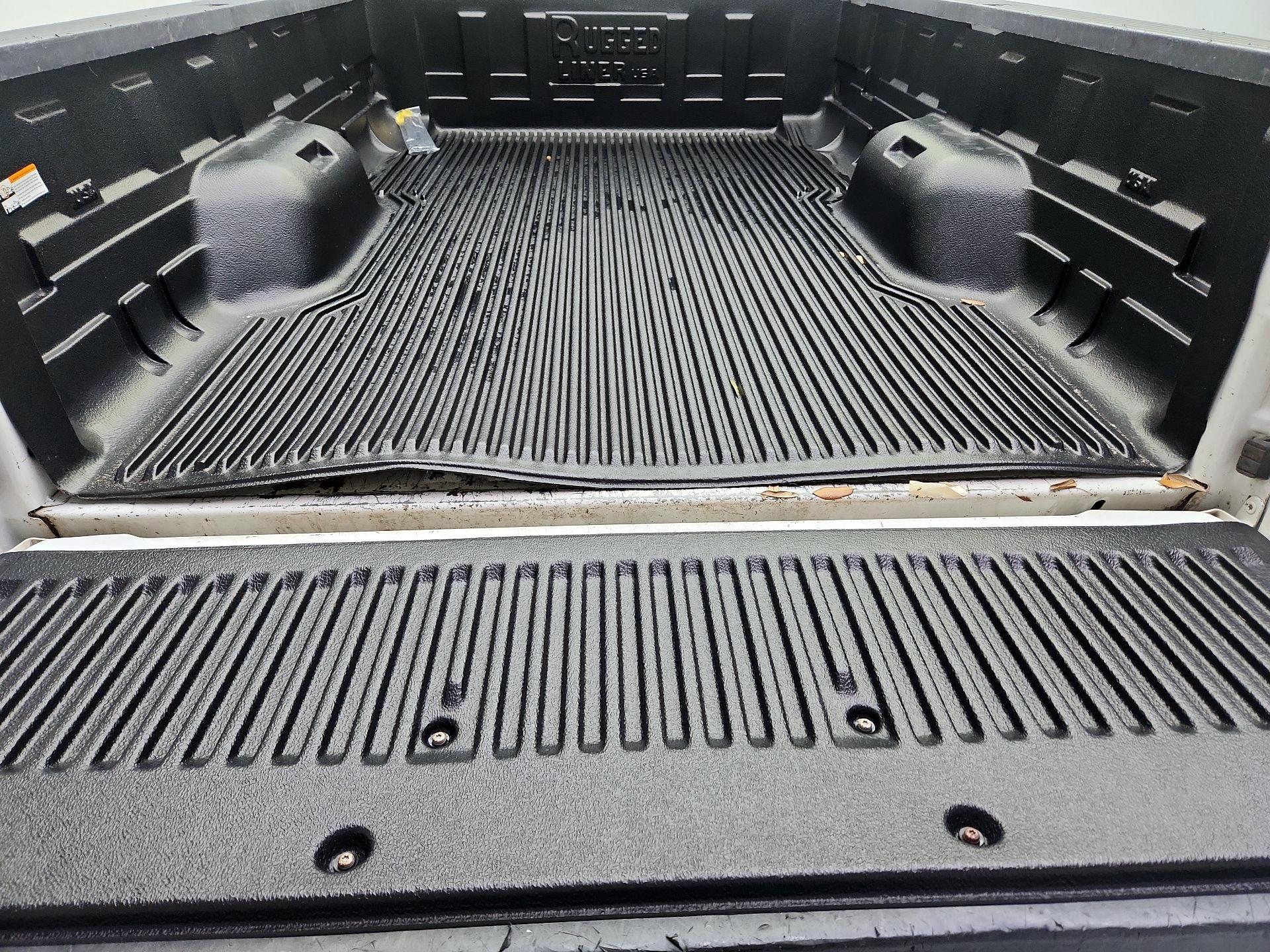 Thumbnail: 2016 Ford F-250 - 19