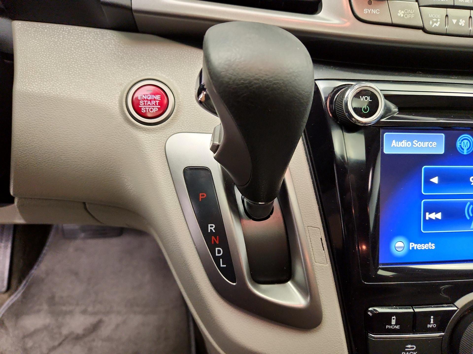 Thumbnail: 2014 Honda Odyssey - 17