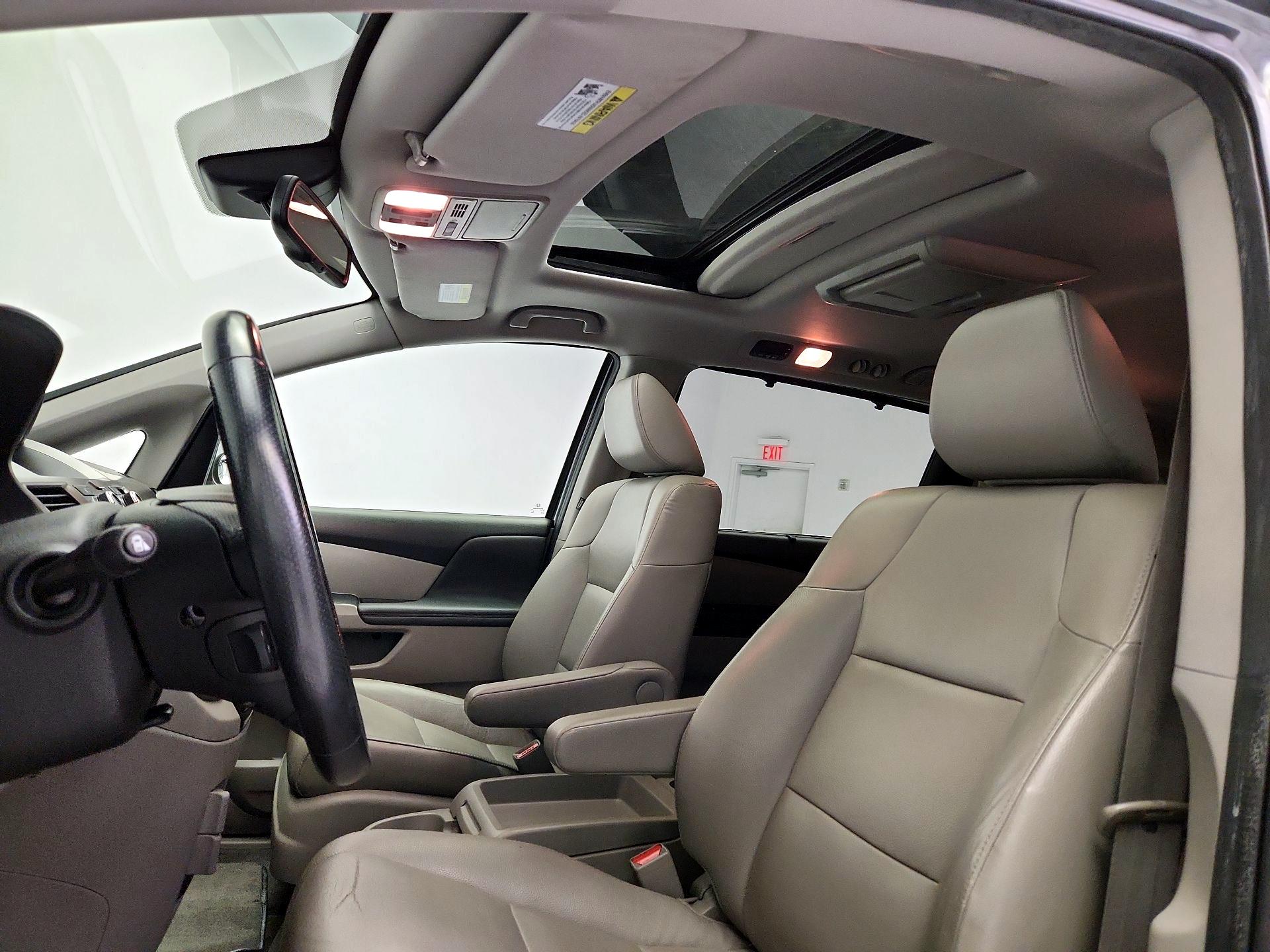 Thumbnail: 2014 Honda Odyssey - 19
