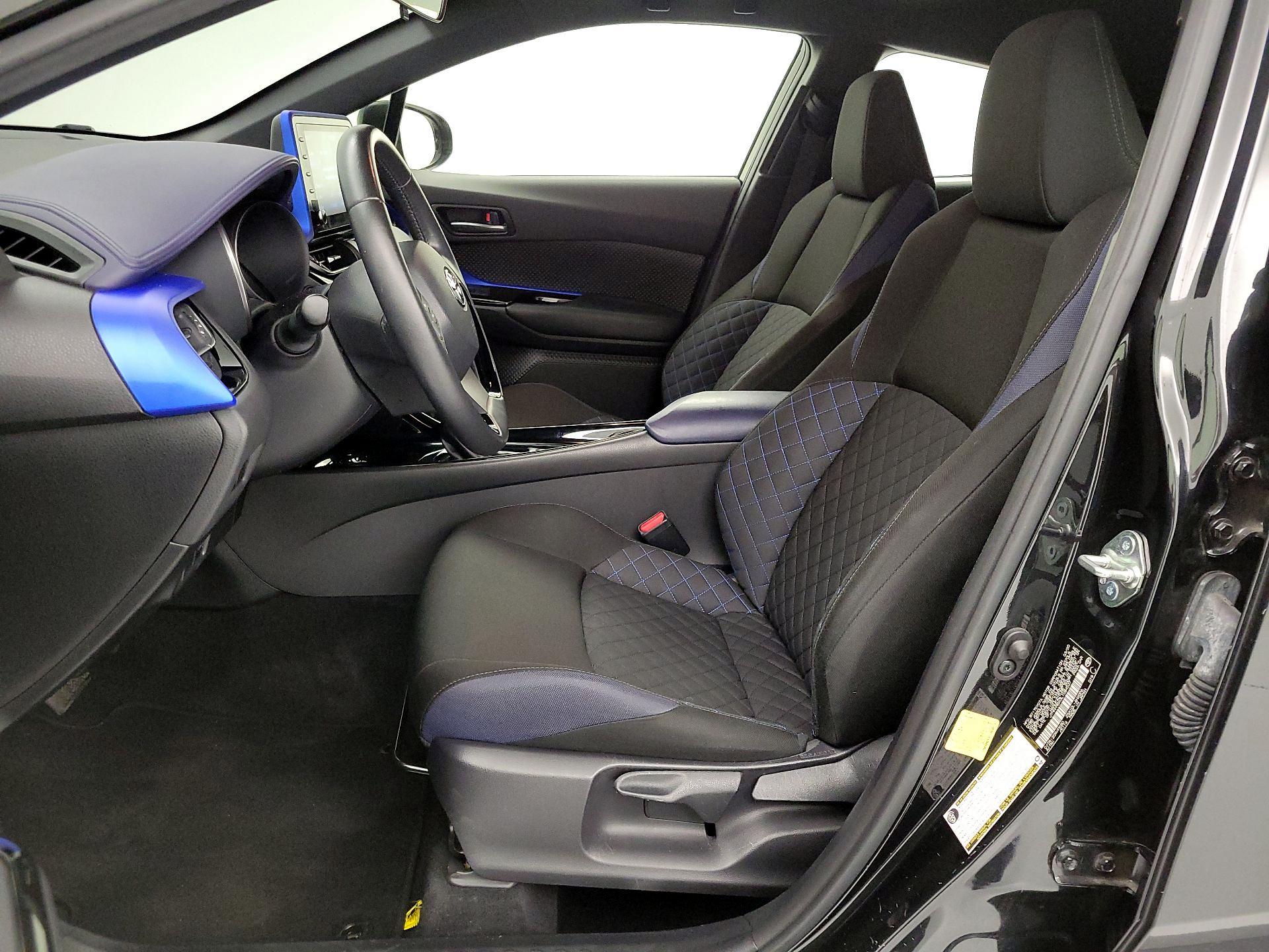 Thumbnail: 2020 Toyota C-HR - 11