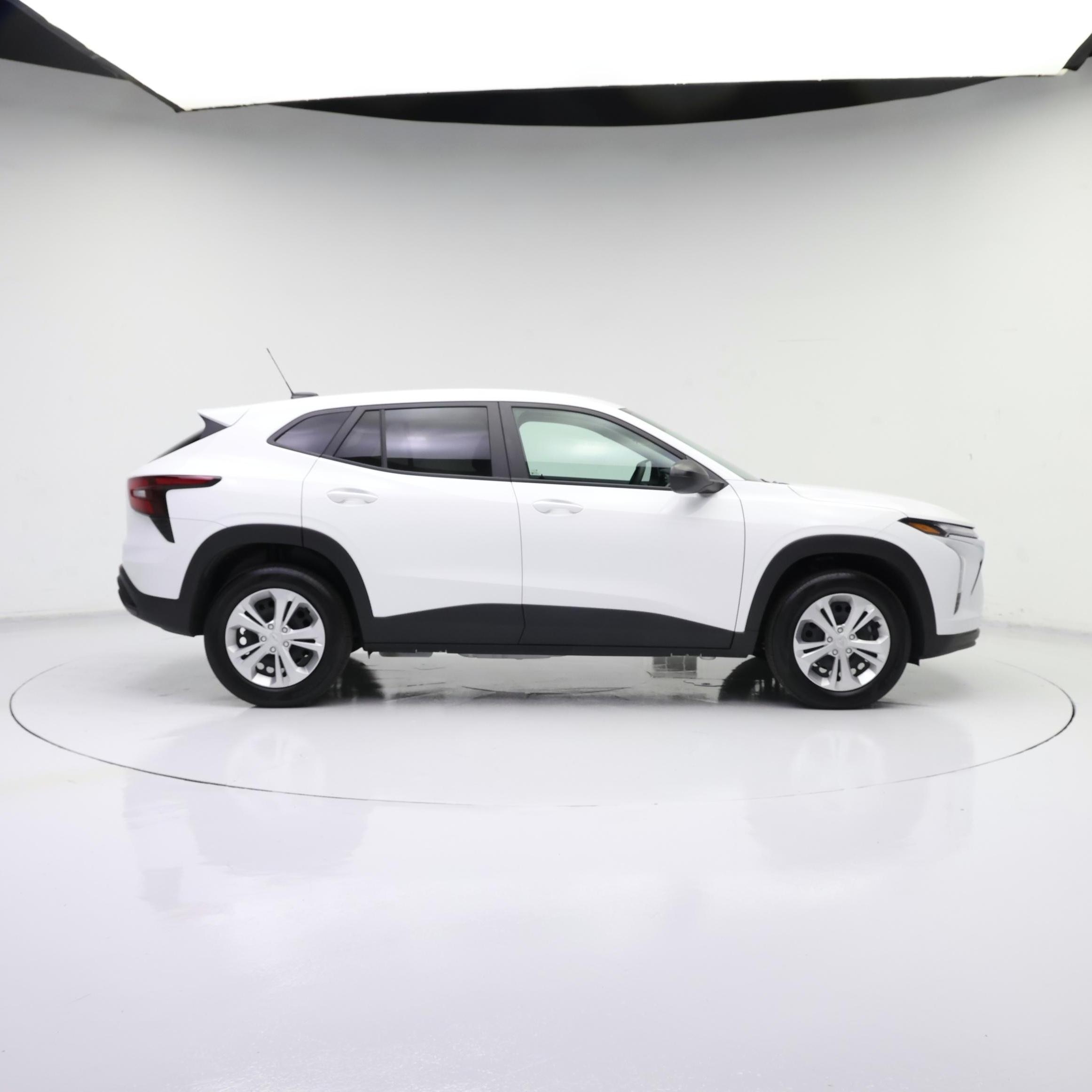 Thumbnail: 2025 Chevrolet Trax - 7