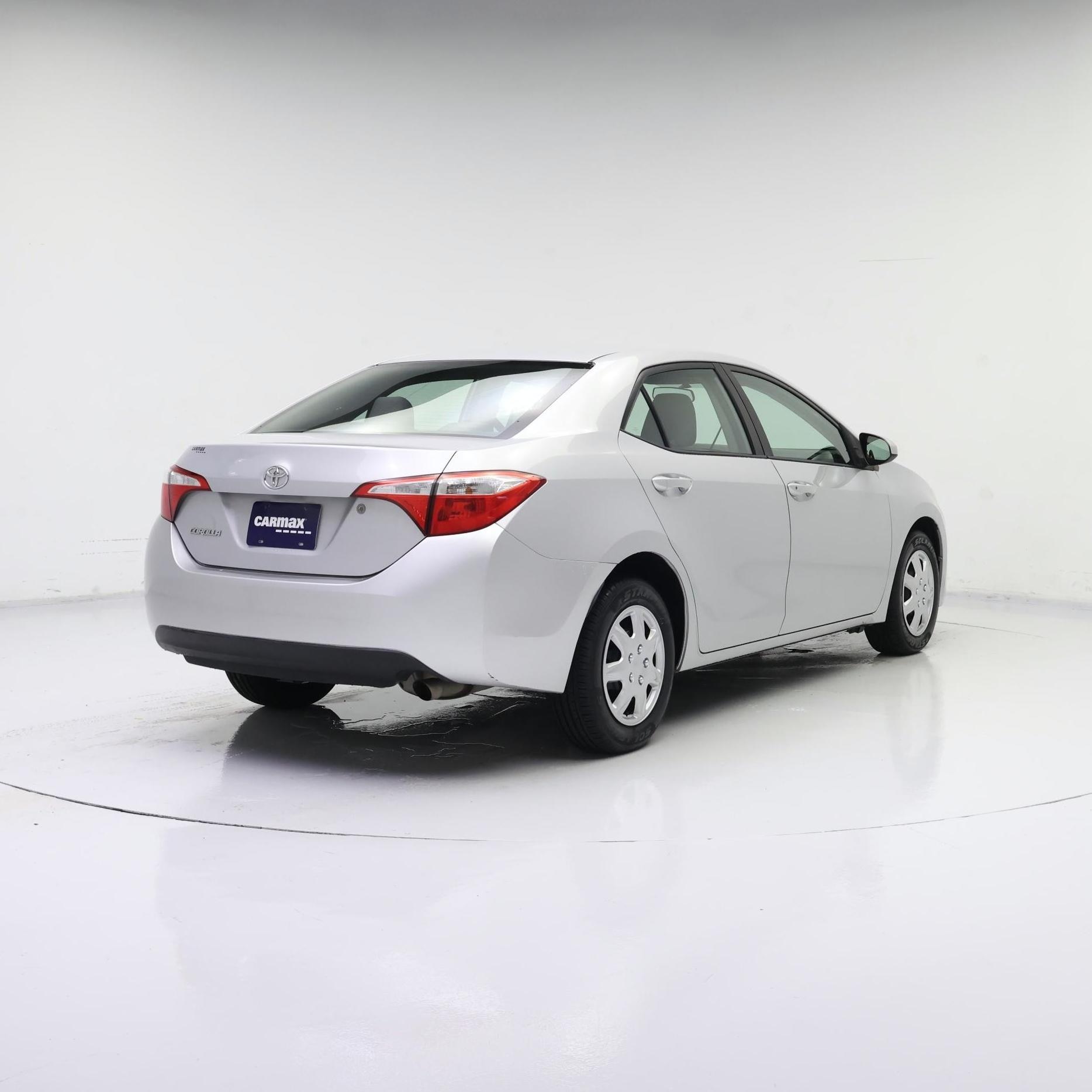 Thumbnail: 2015 Toyota Corolla - 8