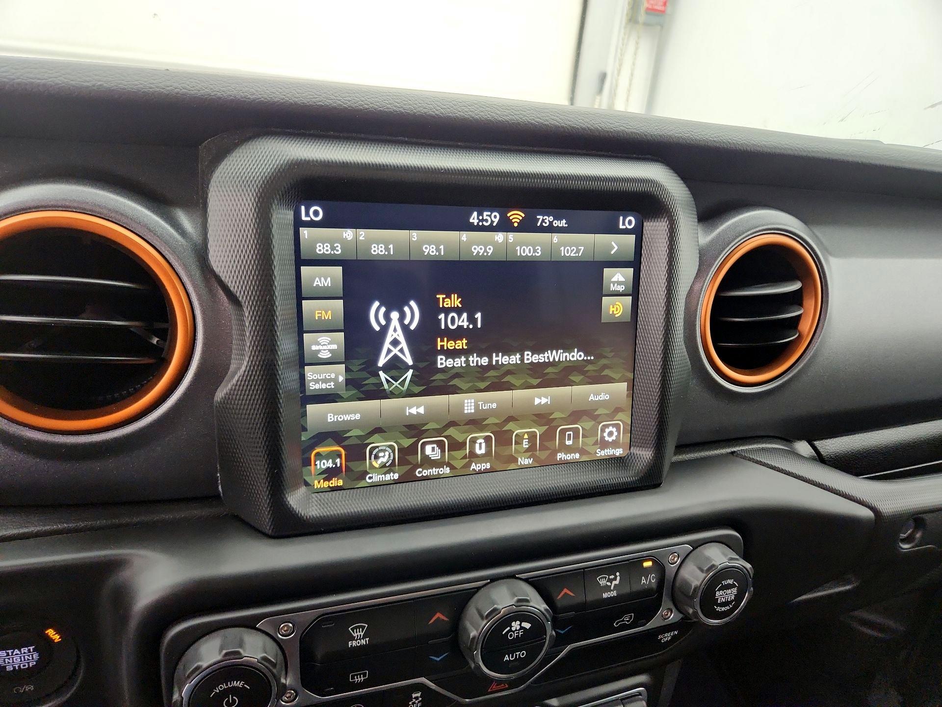 Thumbnail: 2022 Jeep Gladiator - 16