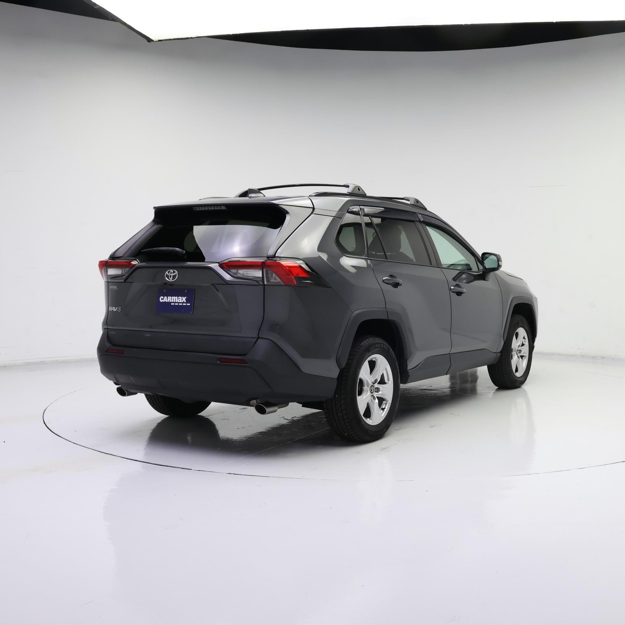 Thumbnail: 2020 Toyota RAV4 - 8