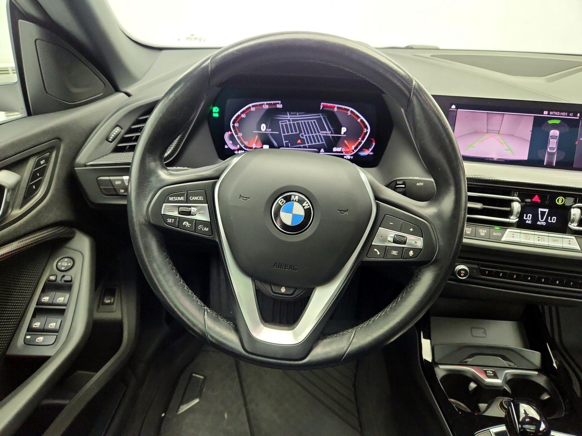 Thumbnail: 2023 BMW 2 Series - 10