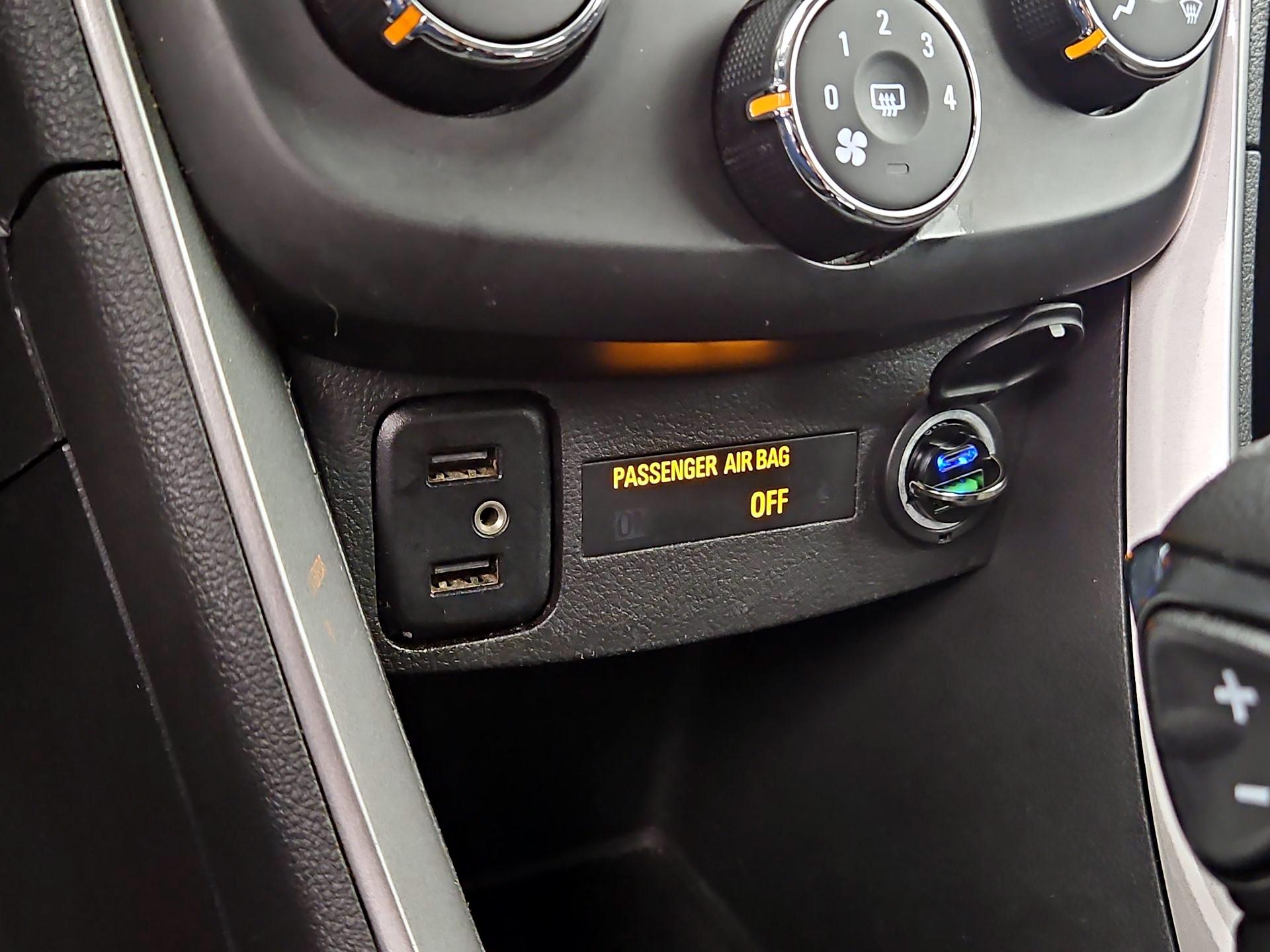 Thumbnail: 2021 Chevrolet Trax - 18