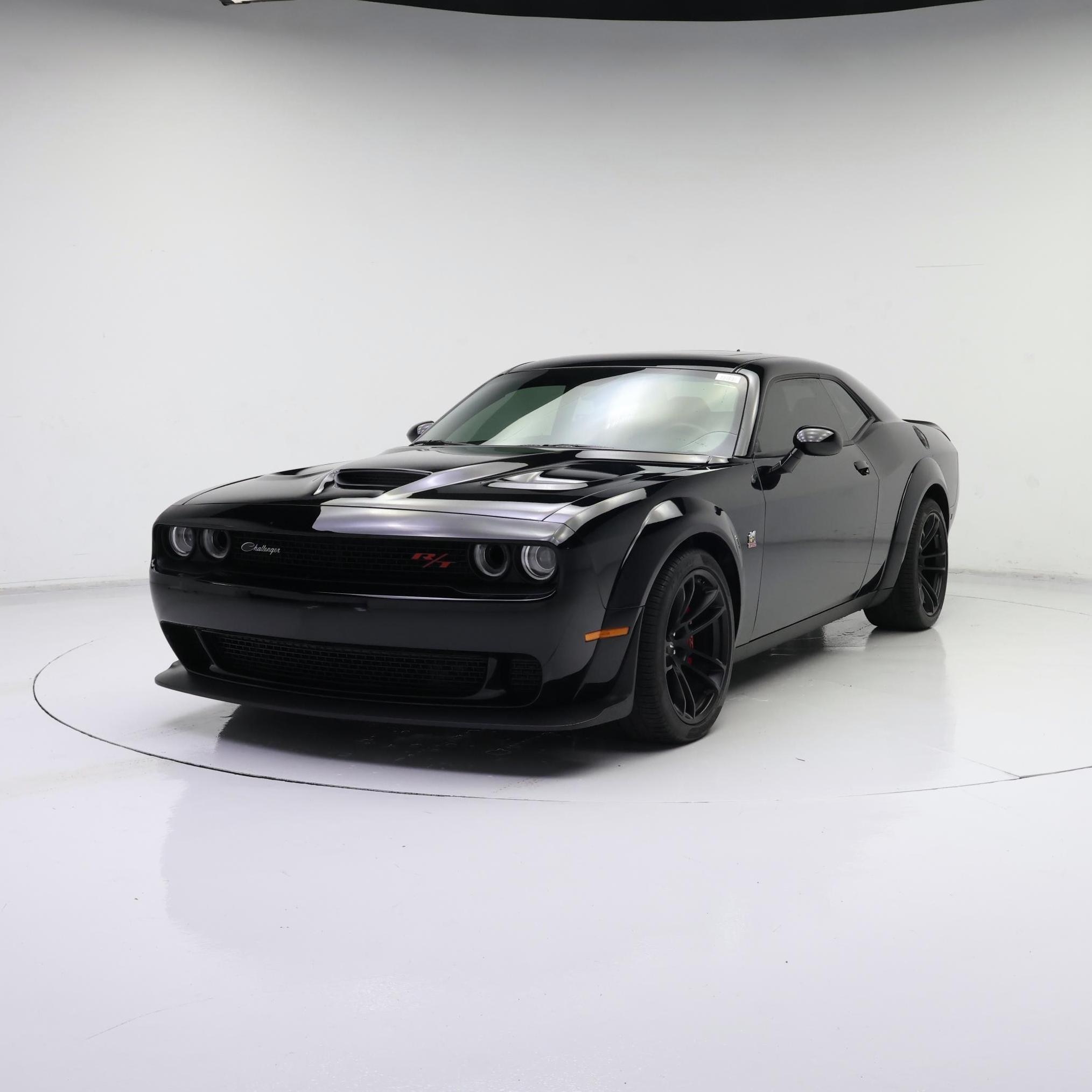 Thumbnail: 2022 Dodge Challenger - 4
