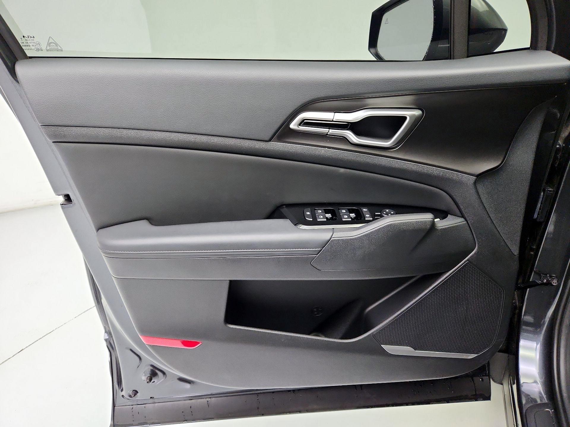 Thumbnail: 2024 Kia Sportage - 12