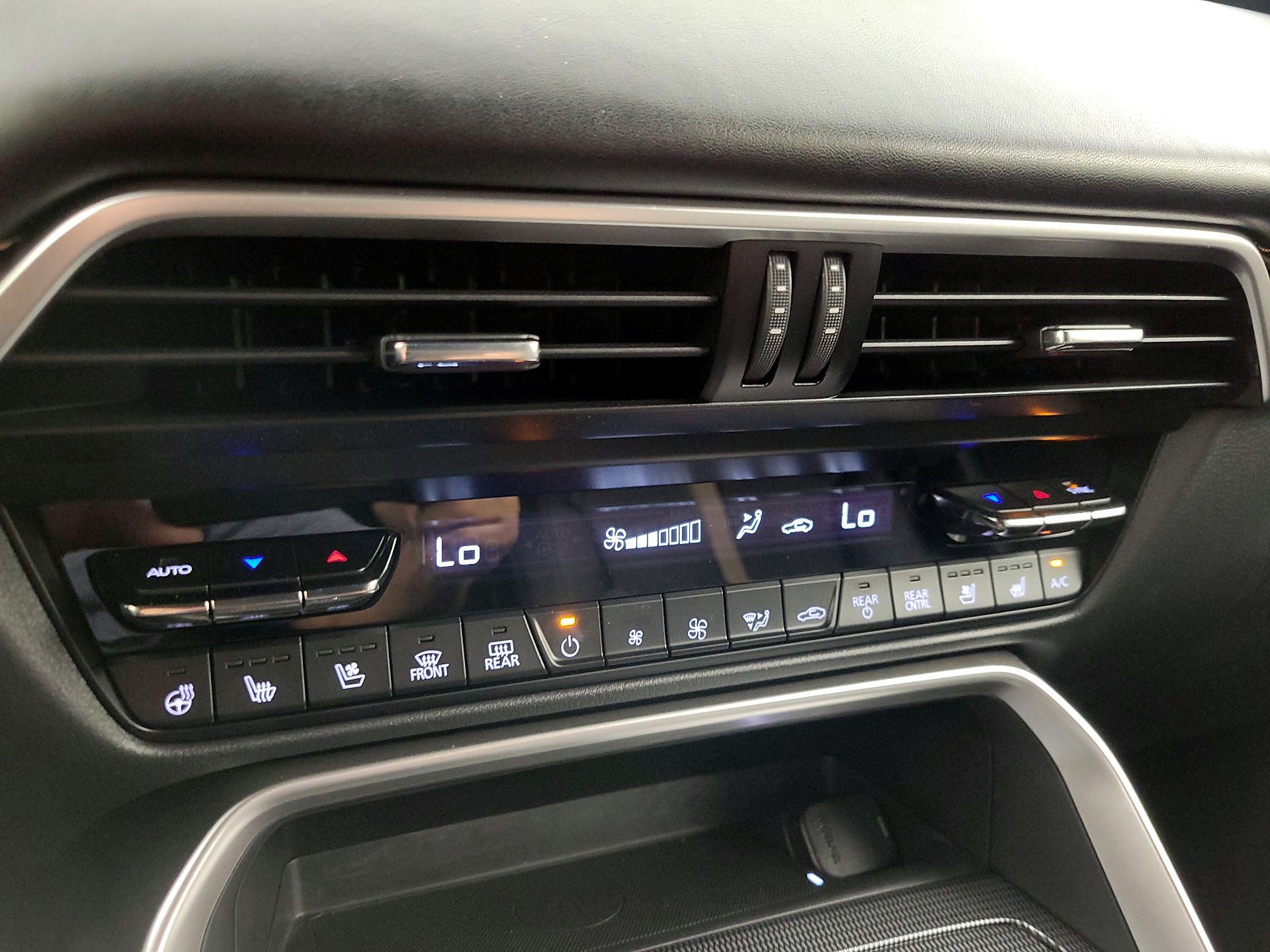 Thumbnail: 2024 Mazda CX-90 - 15