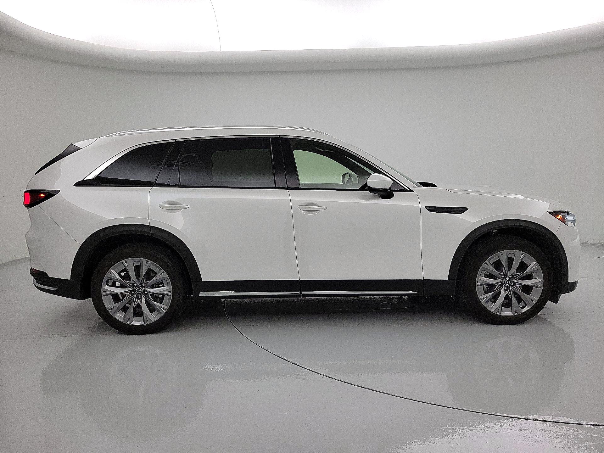 Thumbnail: 2024 Mazda CX-90 - 4