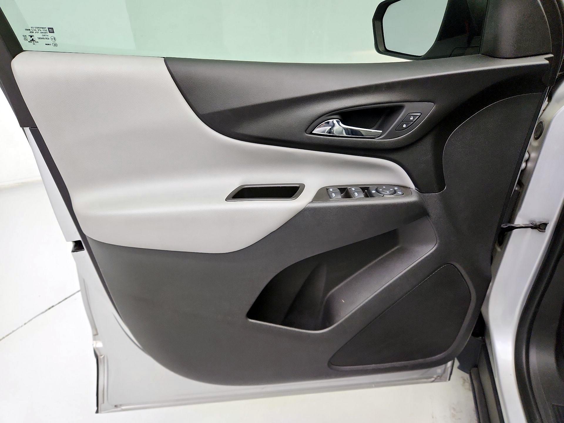 Thumbnail: 2020 Chevrolet Equinox - 12