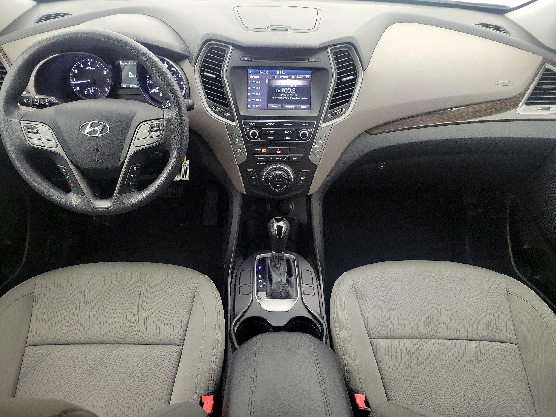 Thumbnail: 2017 Hyundai Santa Fe - 9