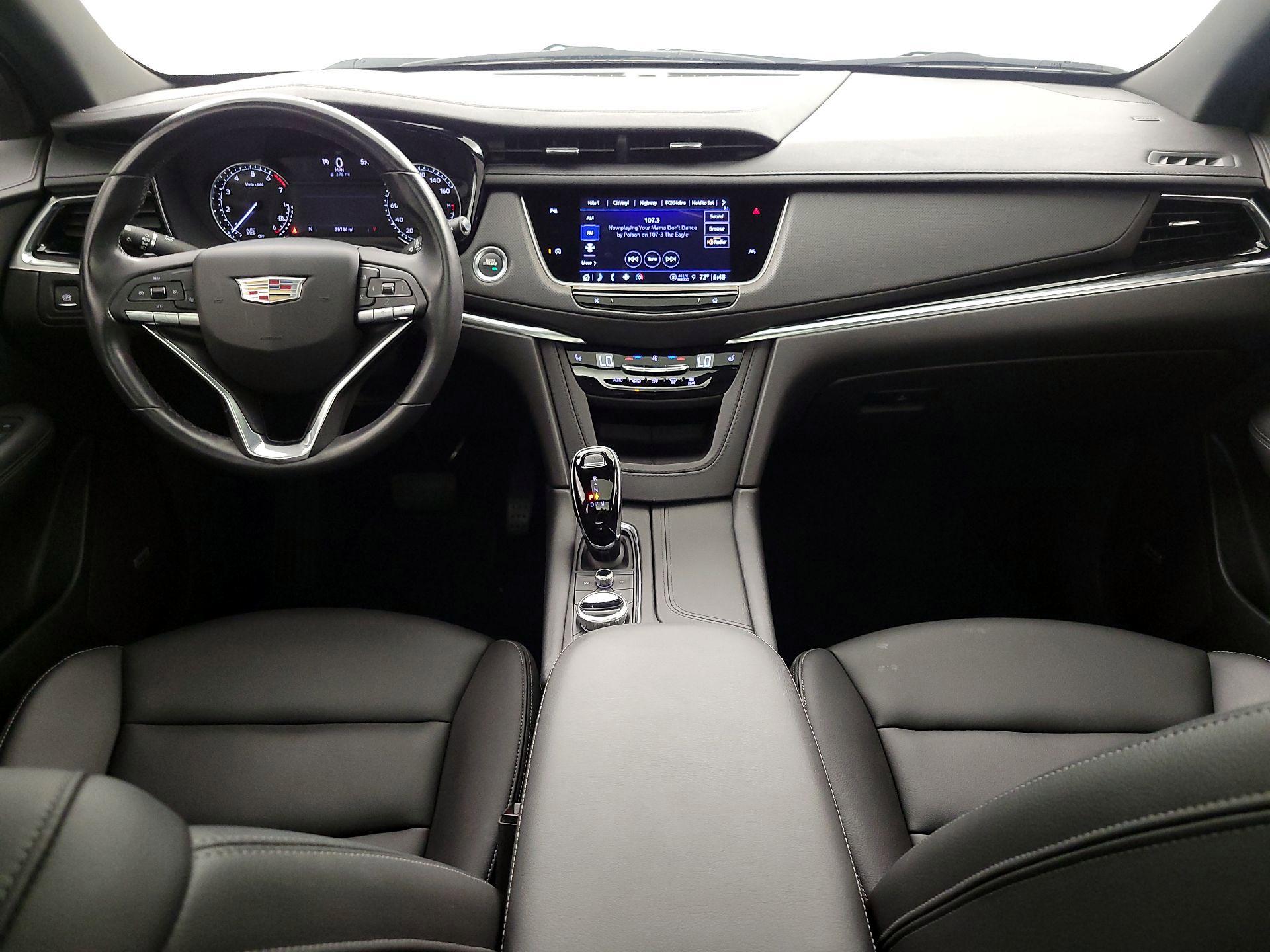 Thumbnail: 2022 Cadillac XT6 - 8