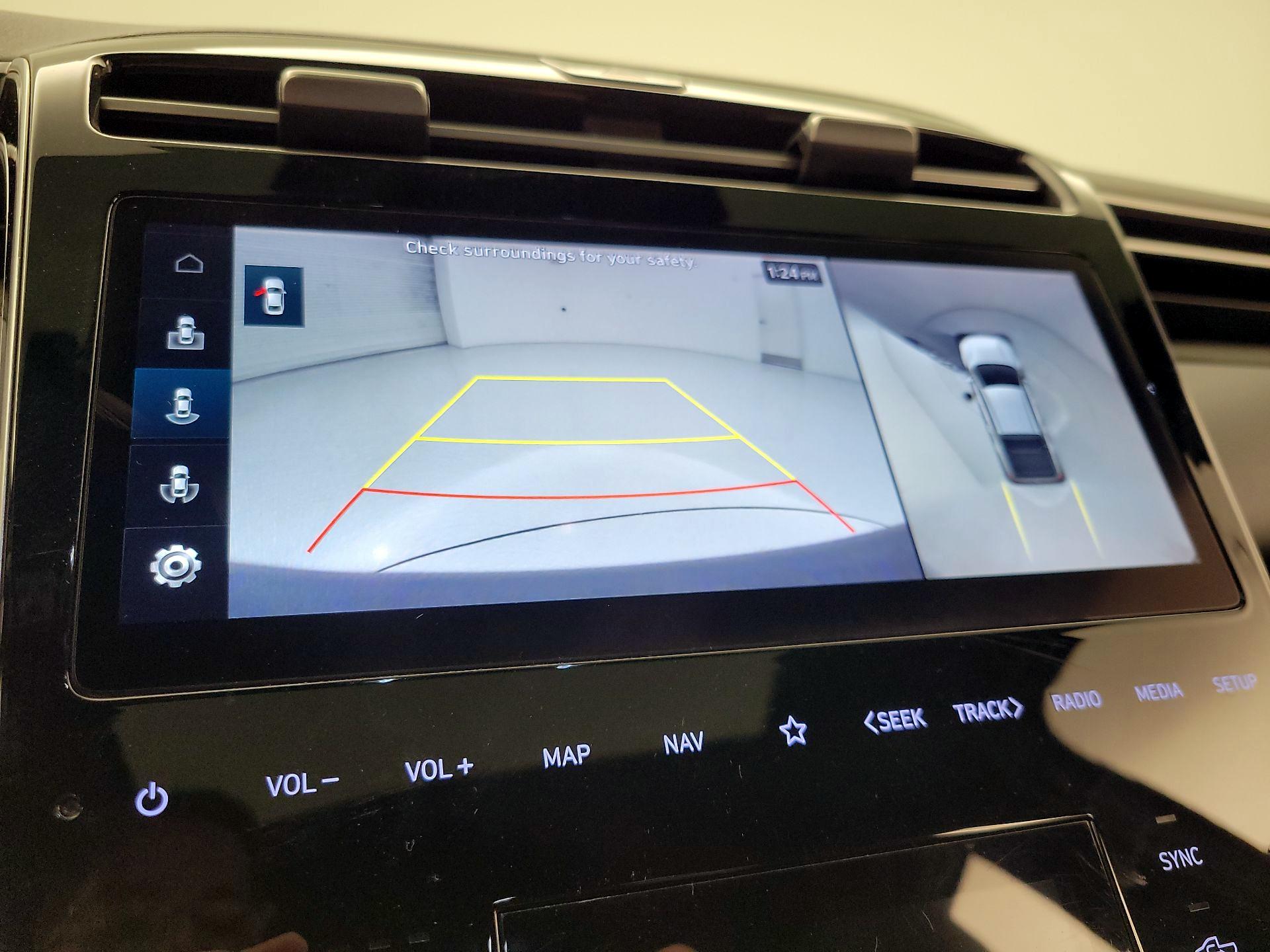 Thumbnail: 2022 Hyundai Santa Cruz - 15