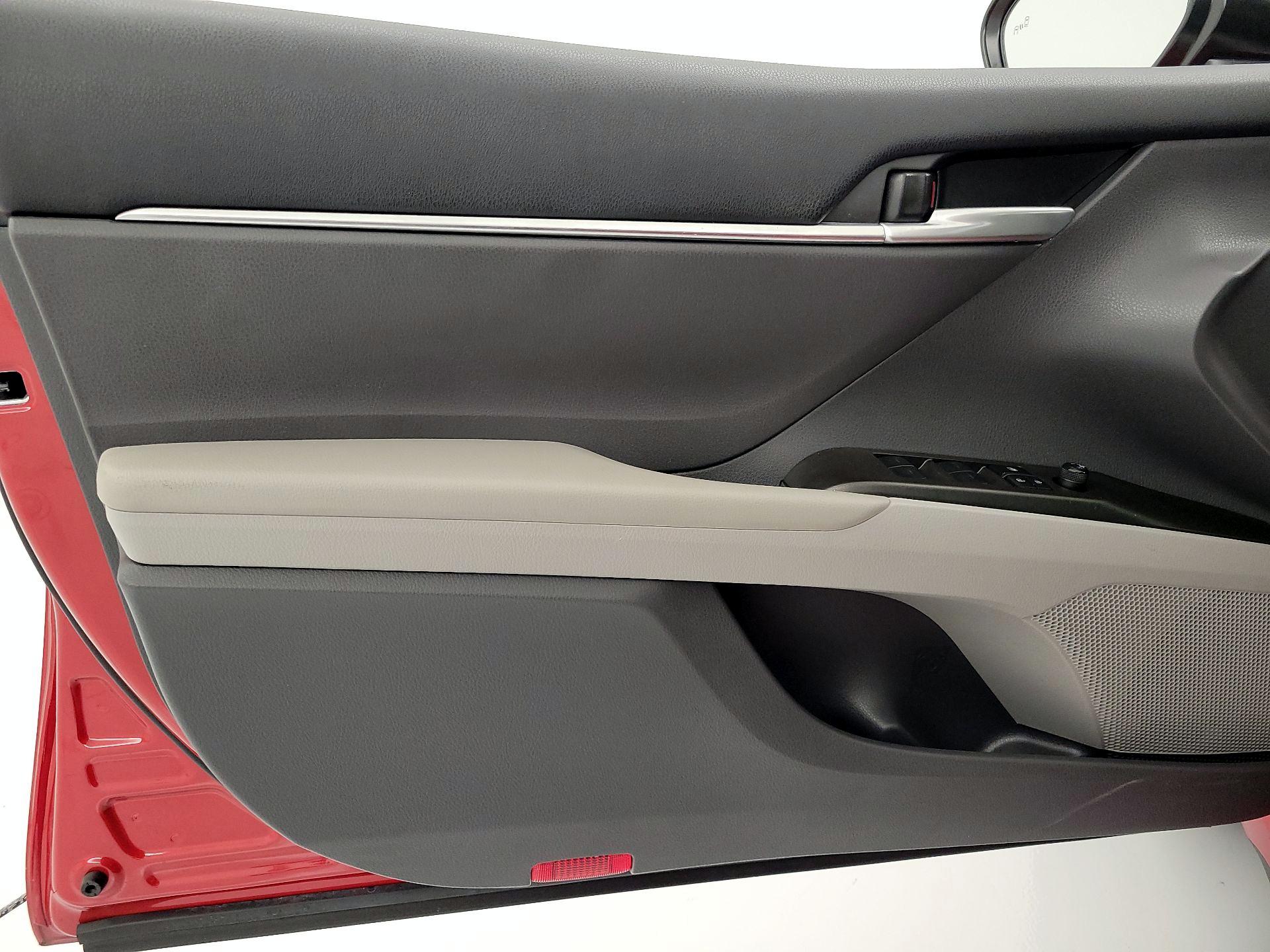Thumbnail: 2024 Toyota Camry - 12