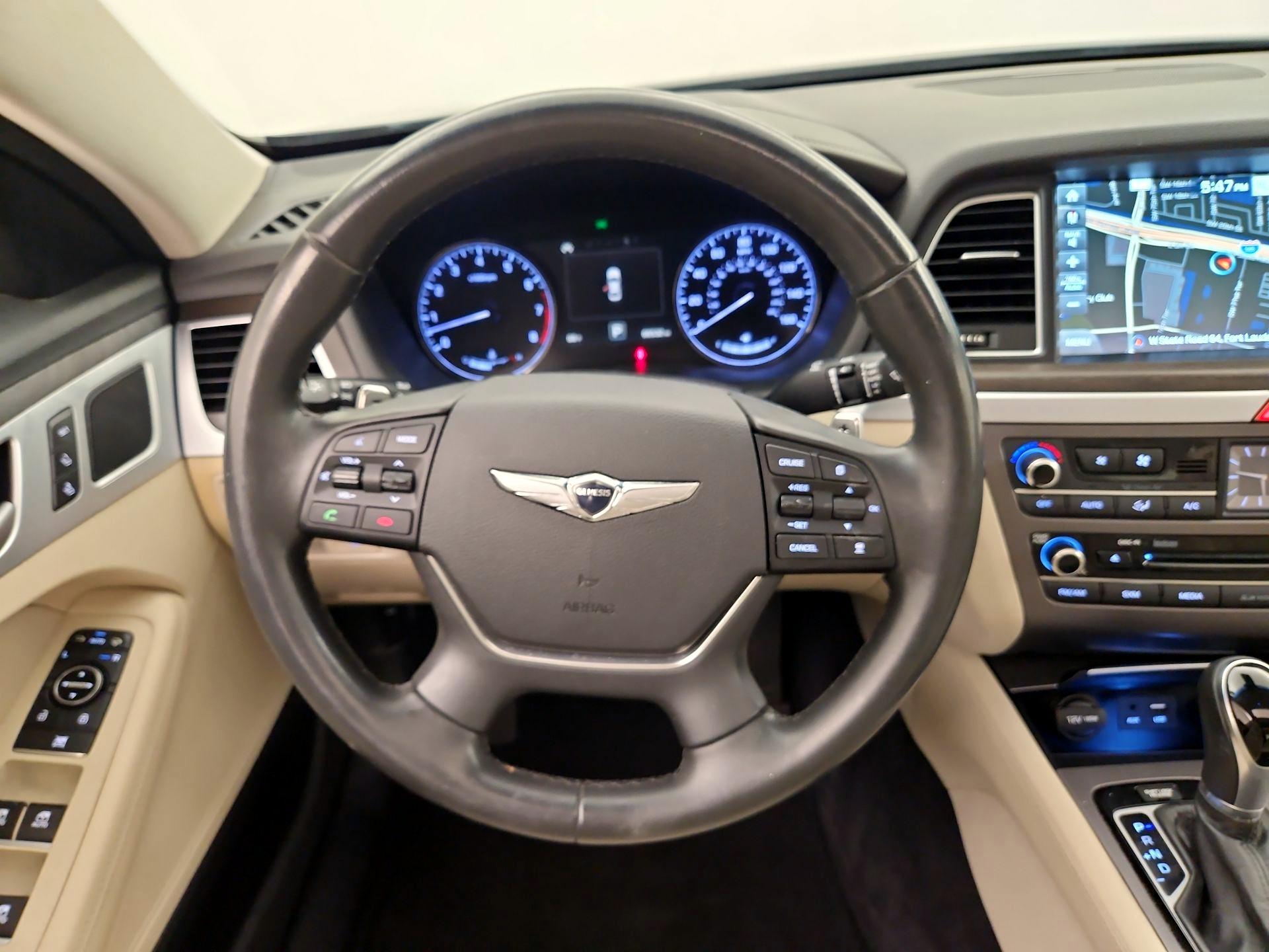 Thumbnail: 2017 Genesis G80 - 10